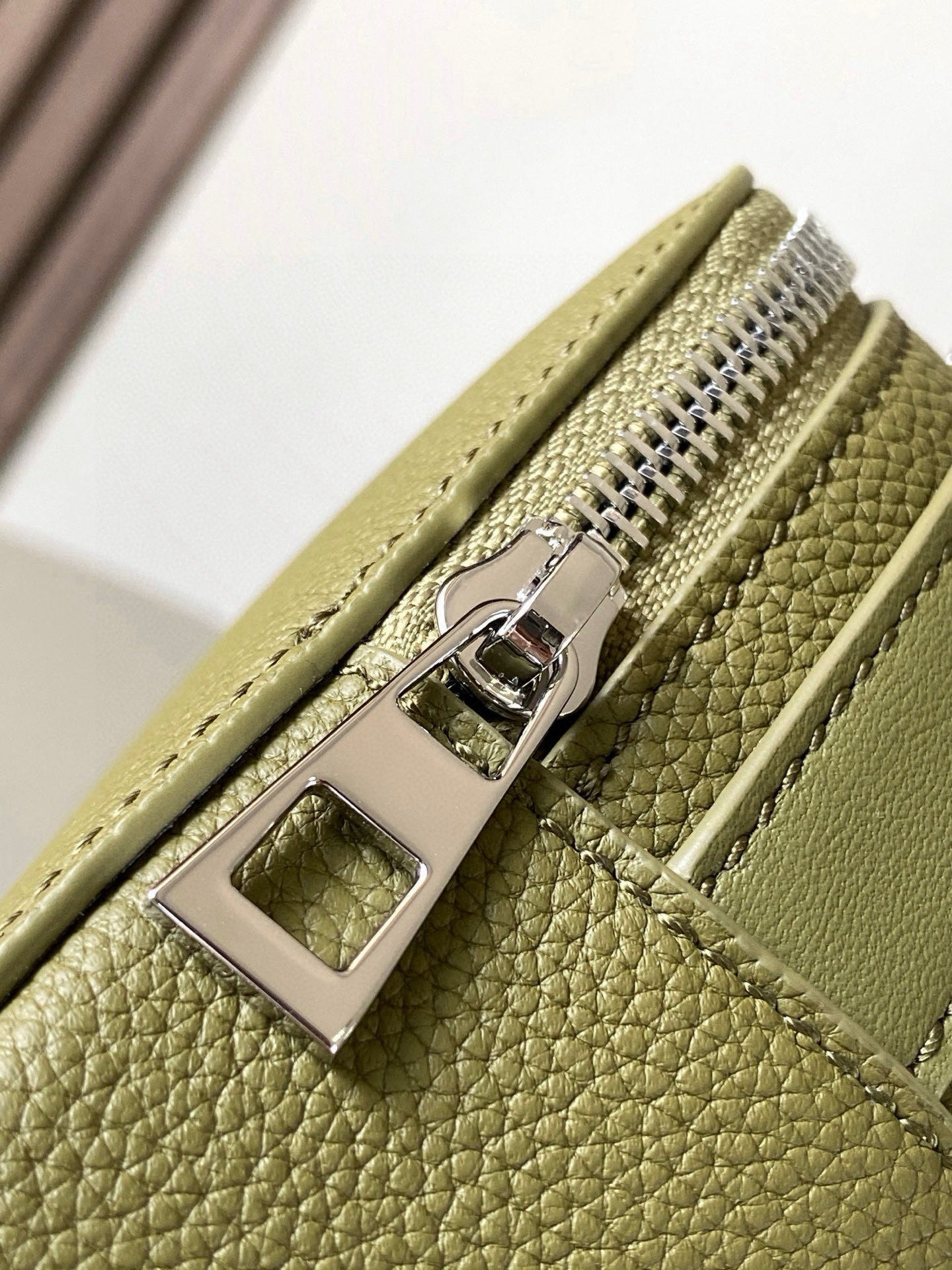 BAG-LW-732
