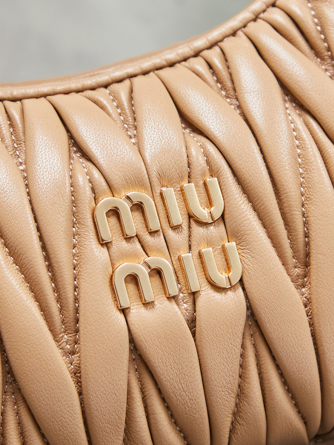 BAG-MIUMIU-LY-036