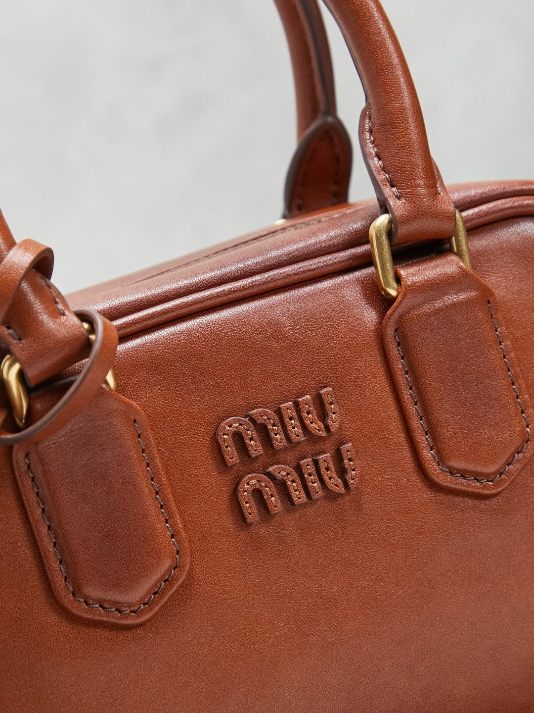 BAG-MIUMIU-LY-107