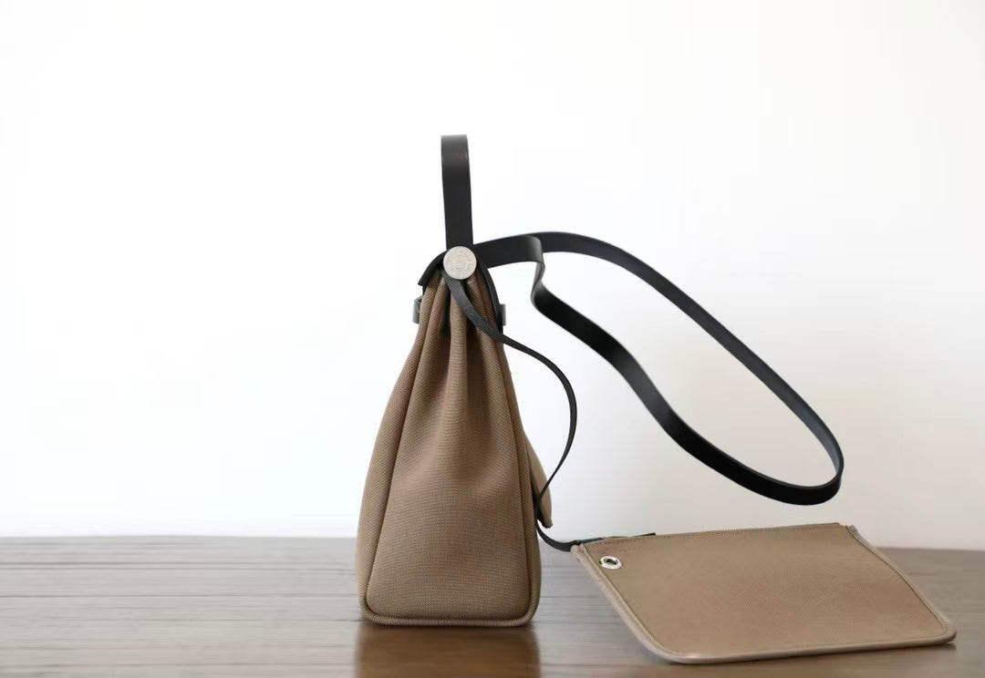 BAG-HMS-W-052