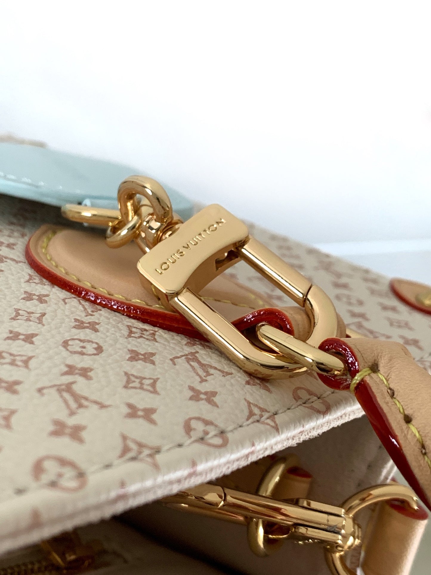 BAG-LV-W-NEW-953
