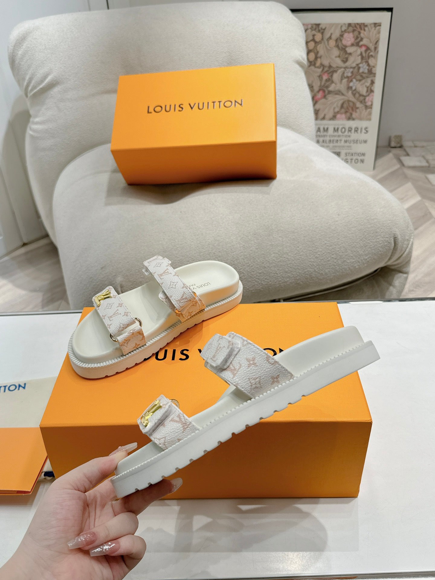SHOES-LV-LY-052