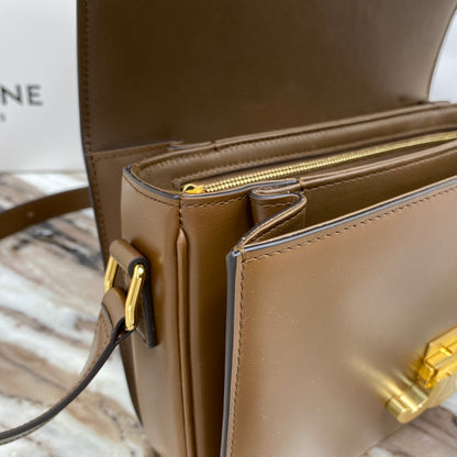 BAG-CELINE-W-NEW-1981