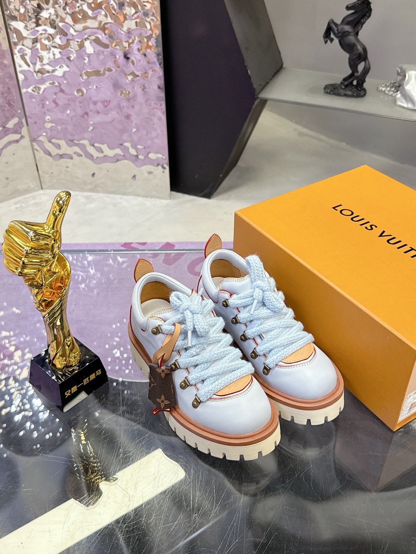 SHOES-LV-LY-559