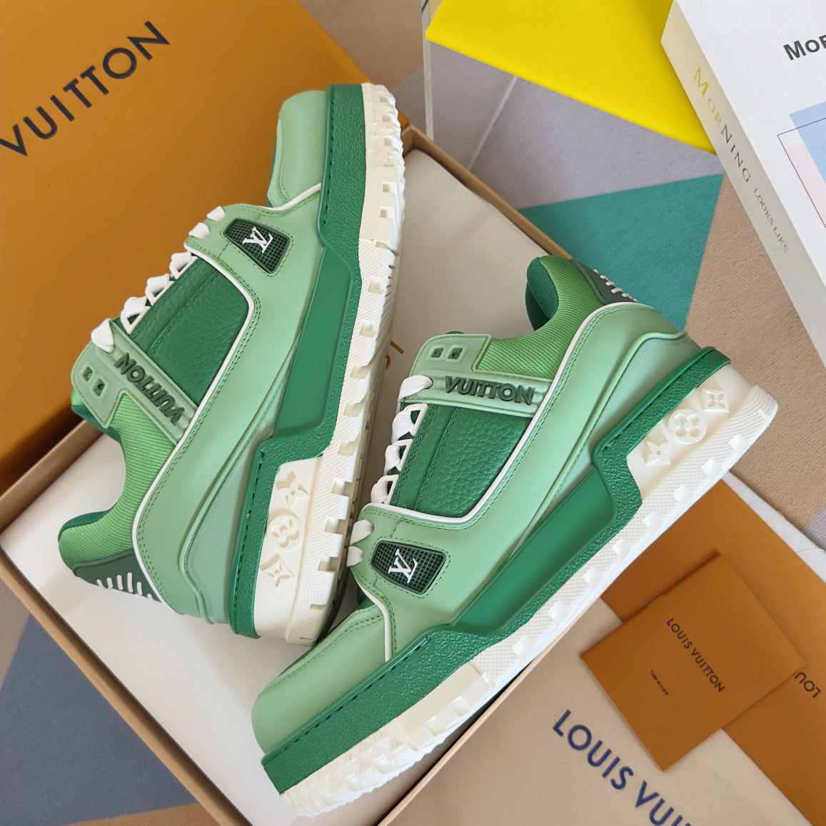 SHOES-LV-LY-500
