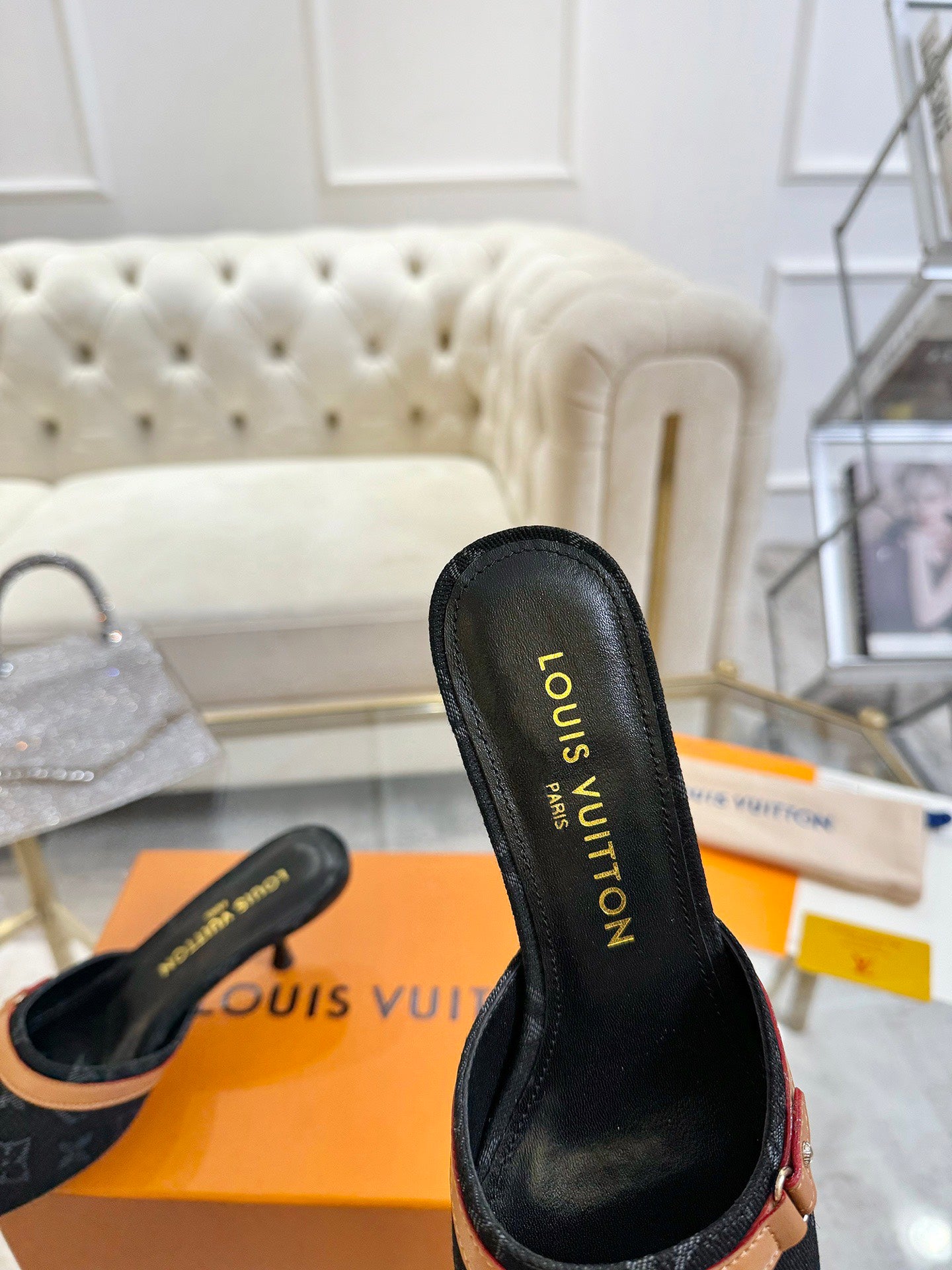 SHOES-LV-LY-357