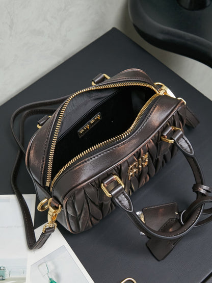 BAG-MIUMIU-LY-011