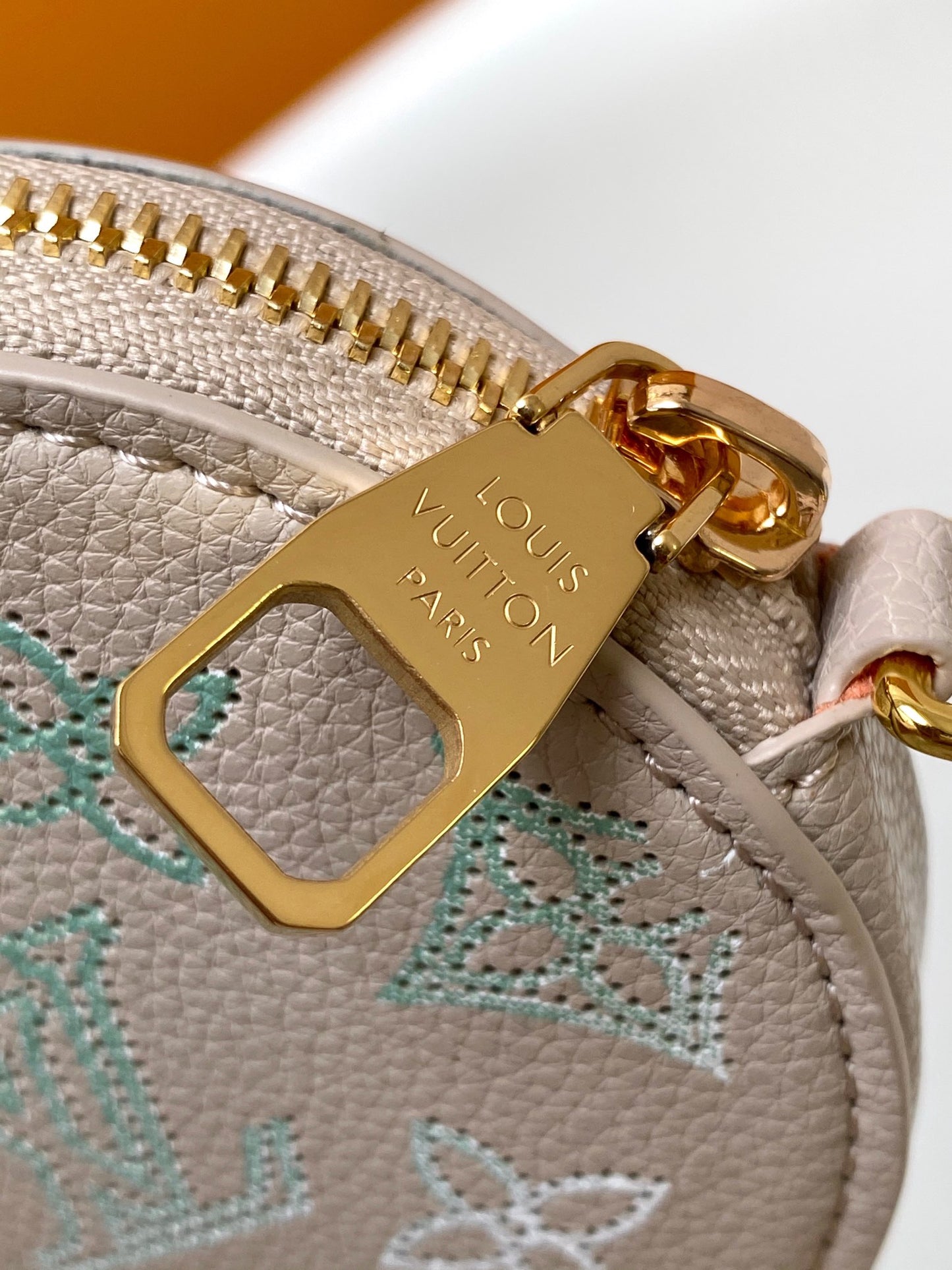 BAG-LV-W-NEW-1372