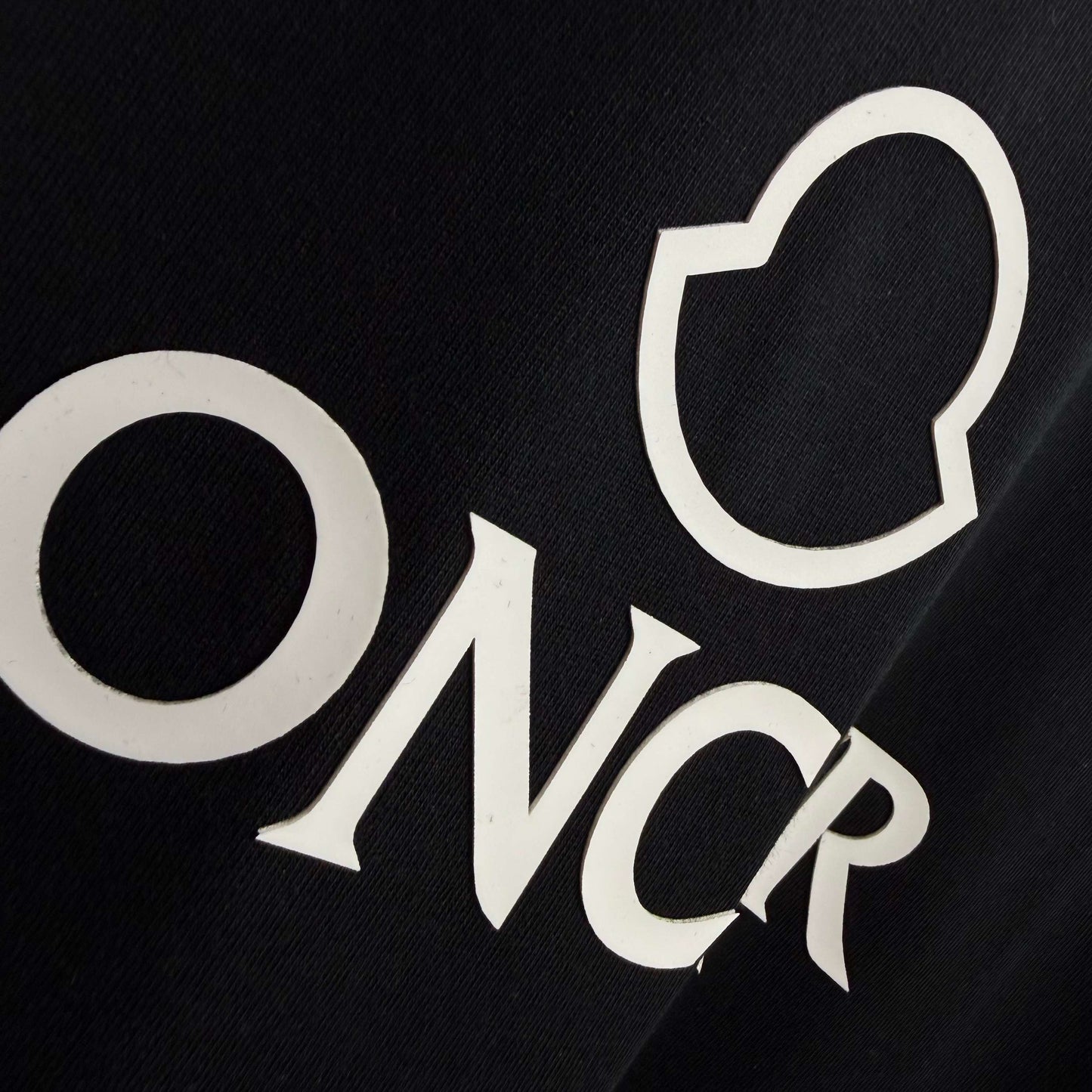 TS-MONCLER-NEW-102