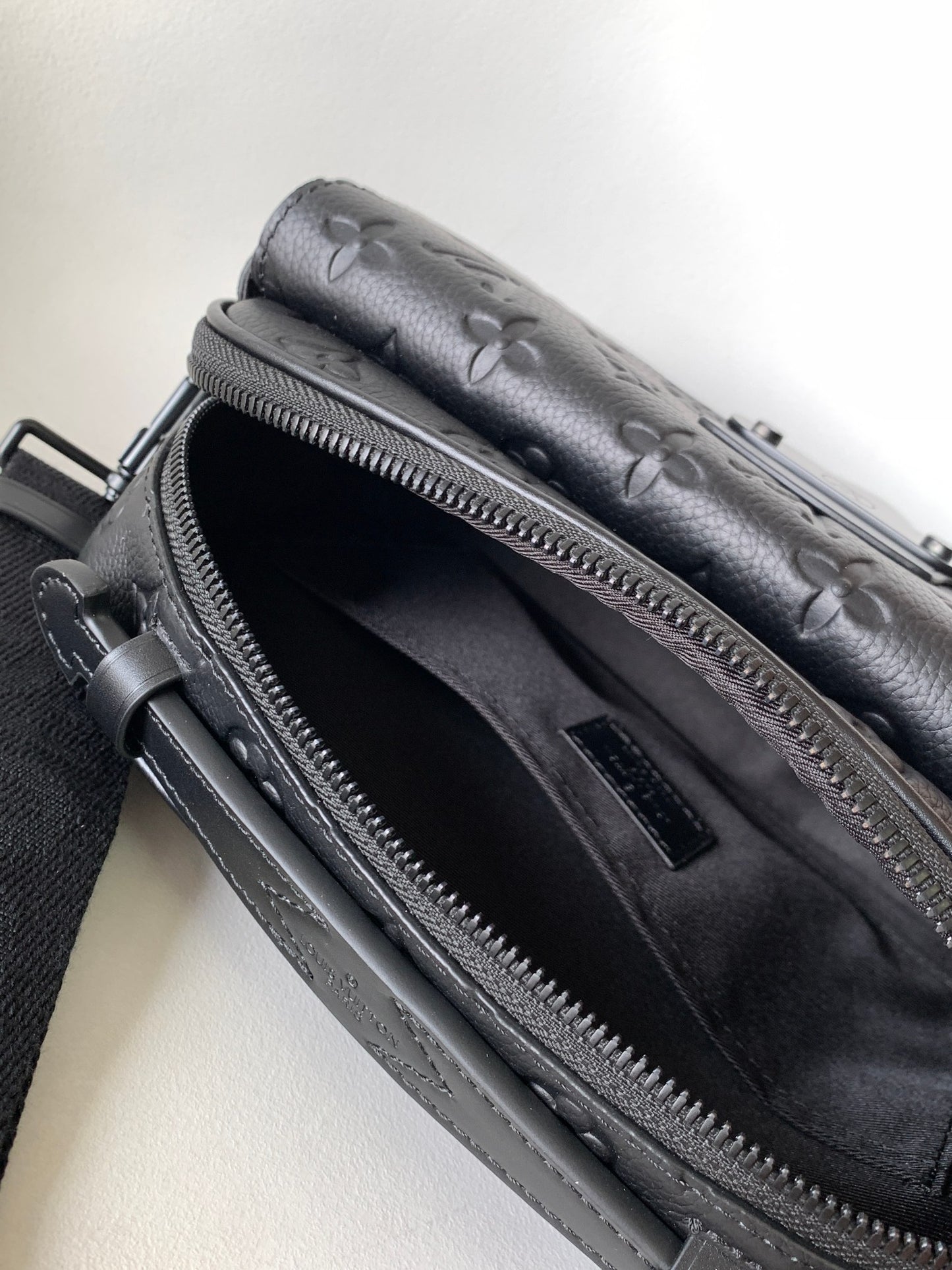 BAG-LV-W-NEW-125