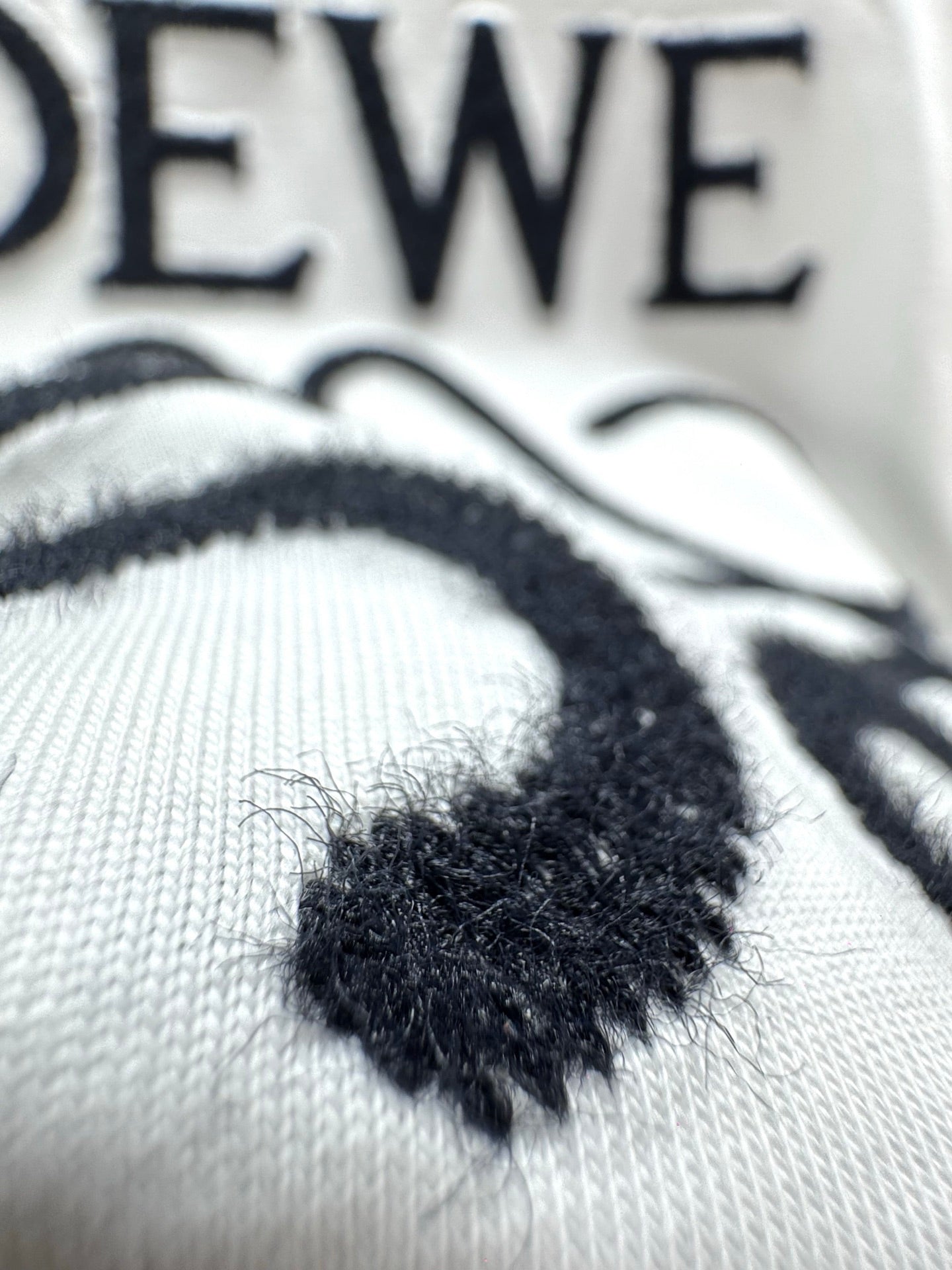 TS-LOEWE-NEW-225