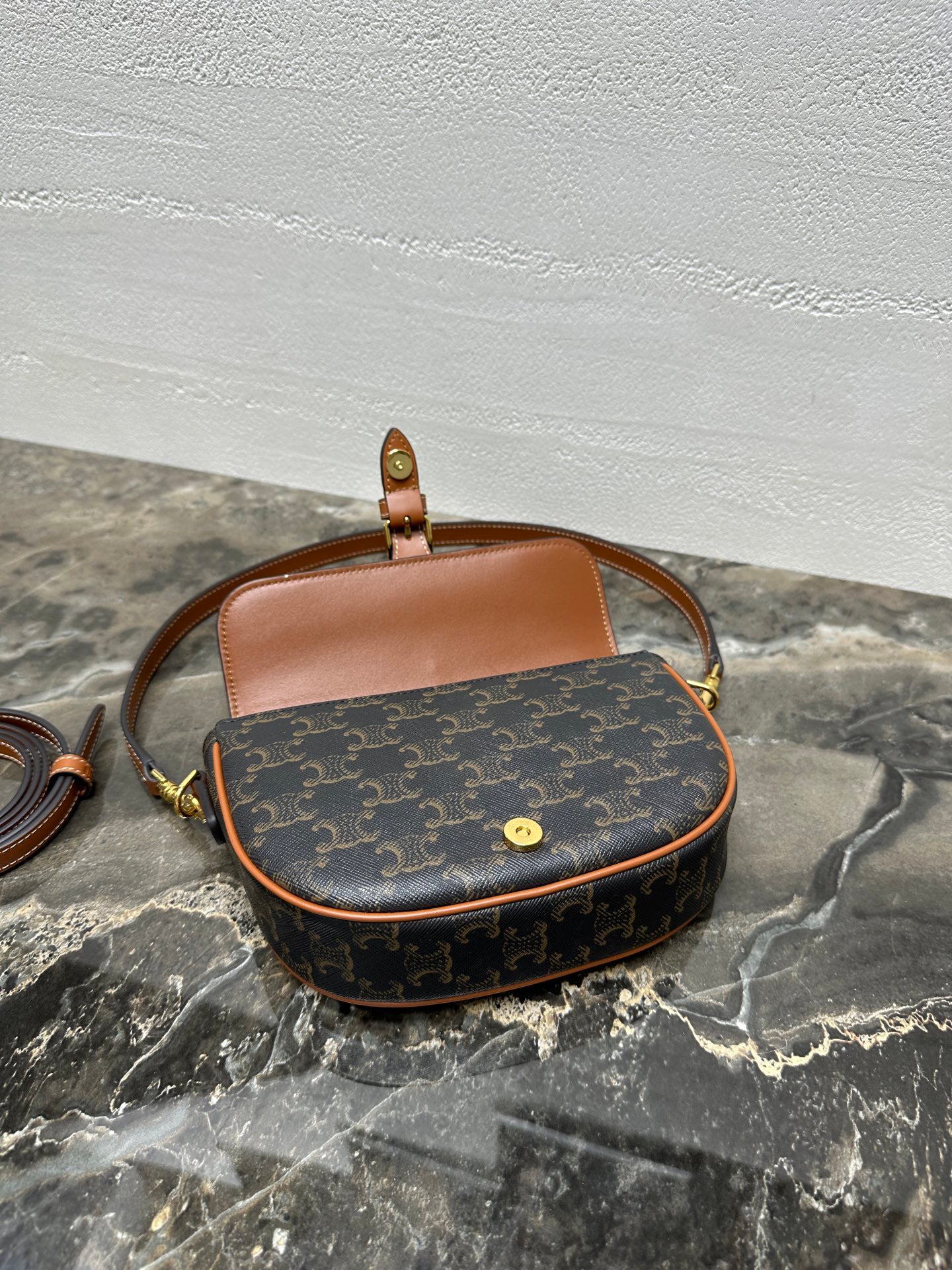 BAG-CELINE-W-NEW-1371