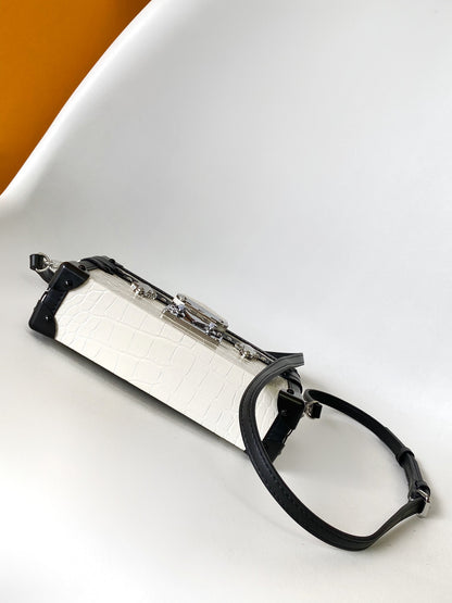 BAG-LV-W-NEW-618