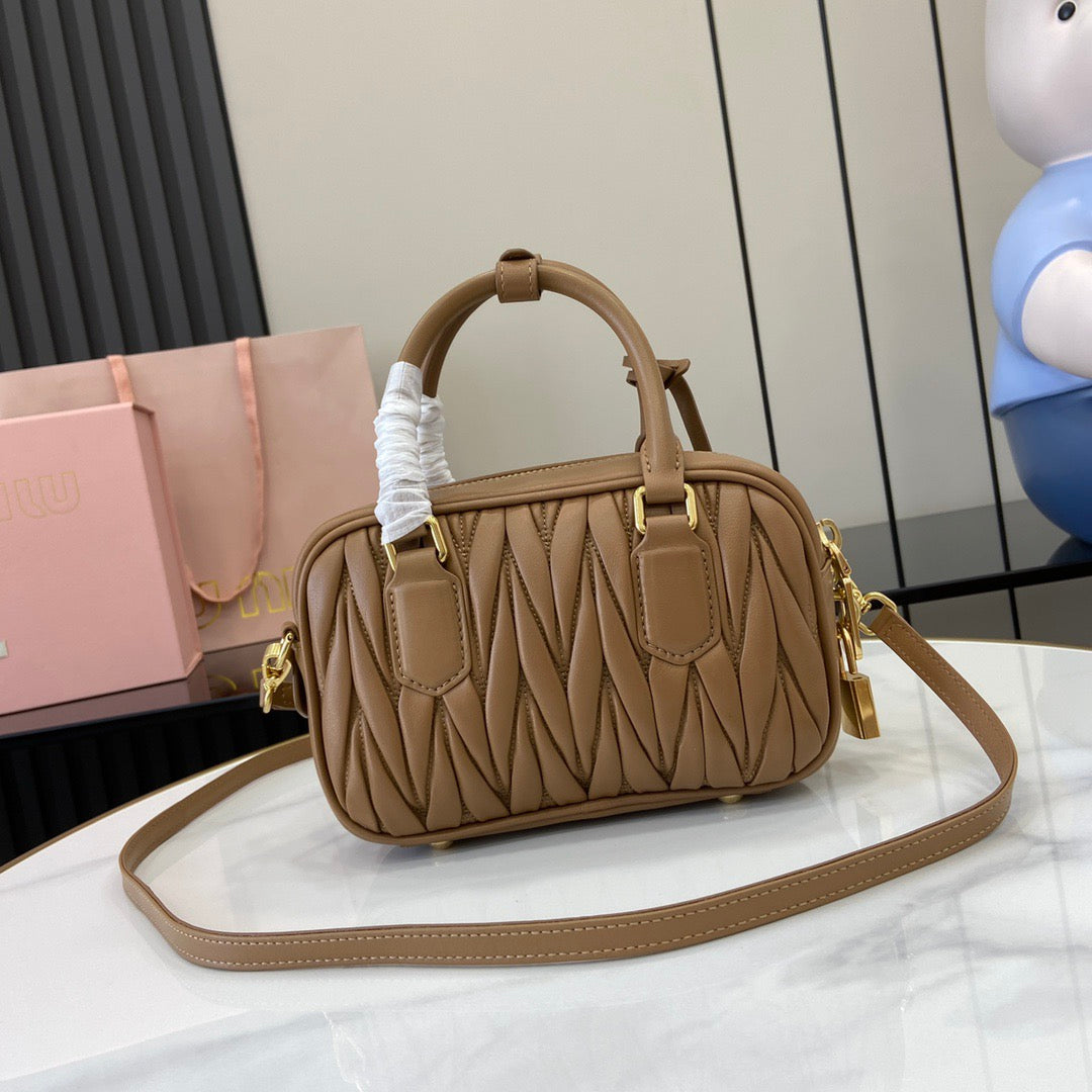 BAG-MIUMIU-LY-410