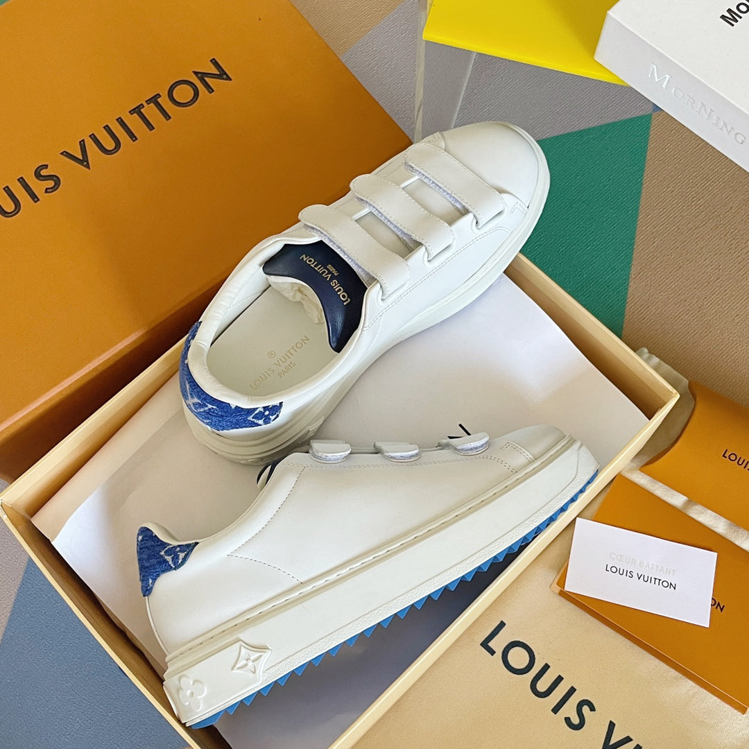 SHOES-LV-LY-550