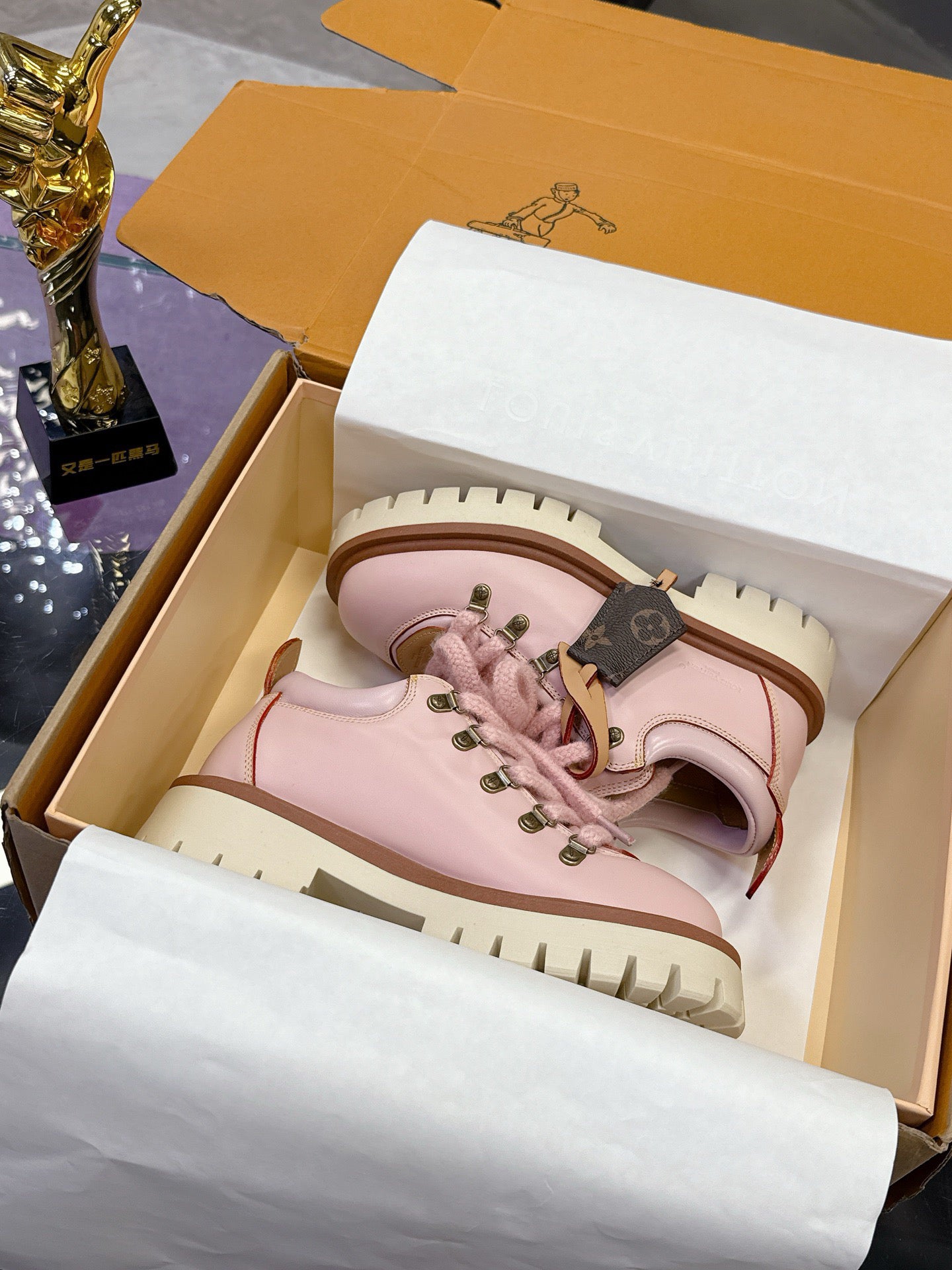 SHOES-LV-LY-569