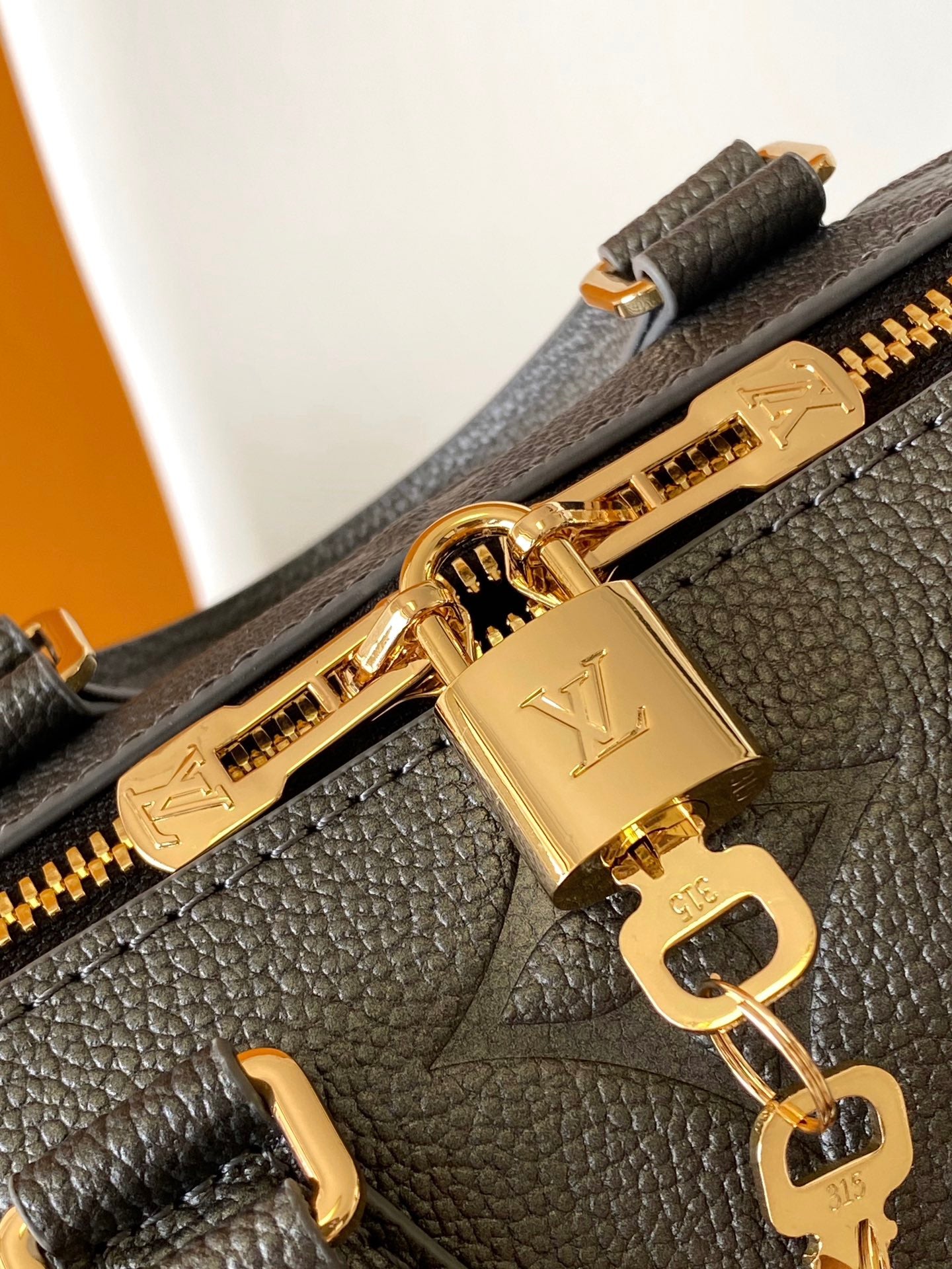 BAG-LV-W-NEW-571