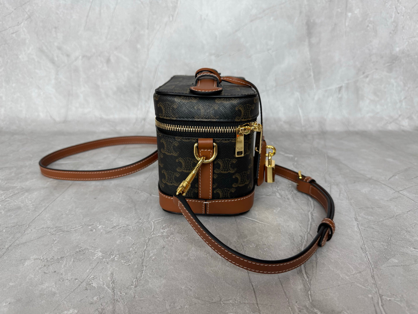 BAG-CELINE-W-NEW-205