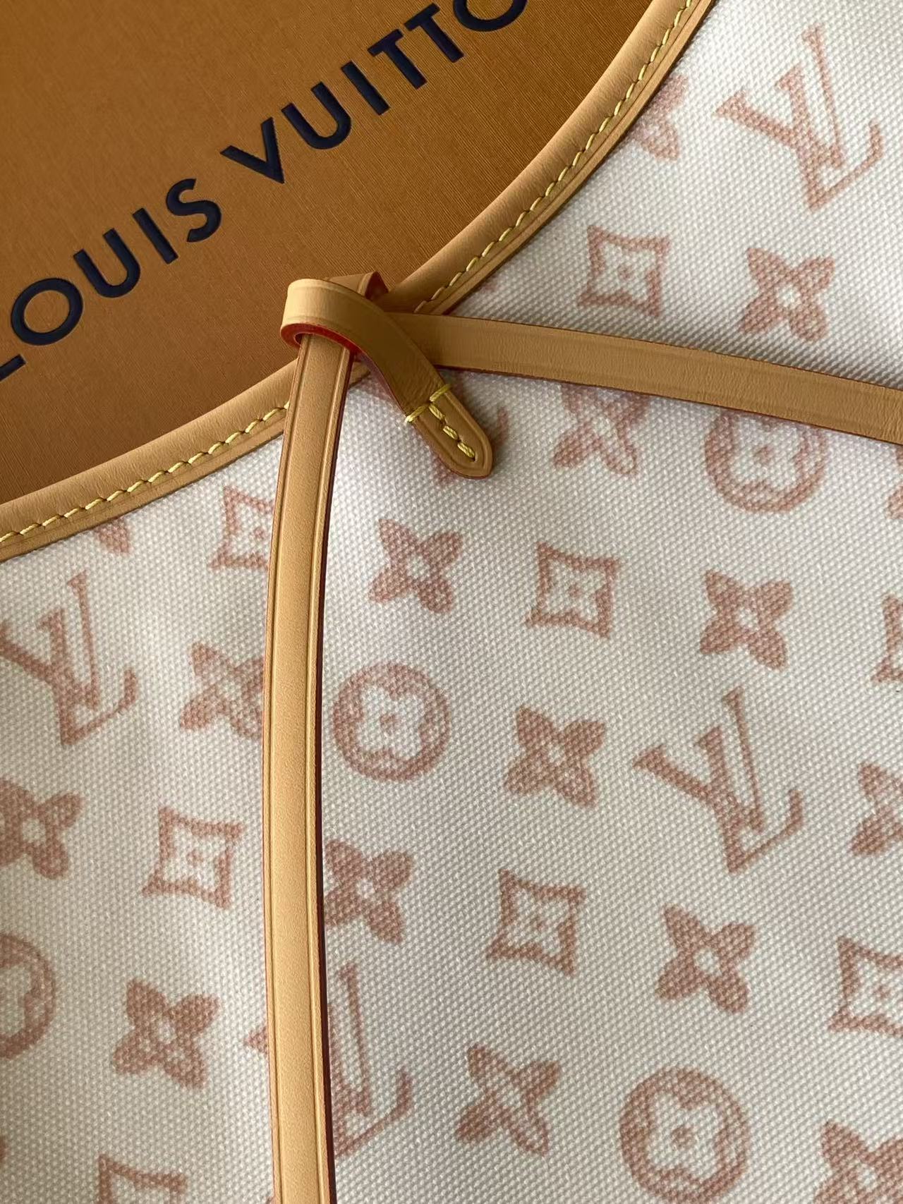 BAG-LV-W-NEW-136