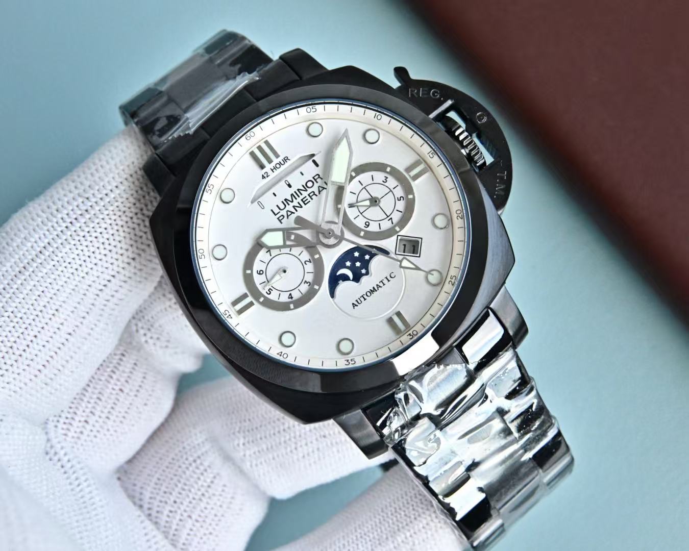 WATCH-PNH-W-002