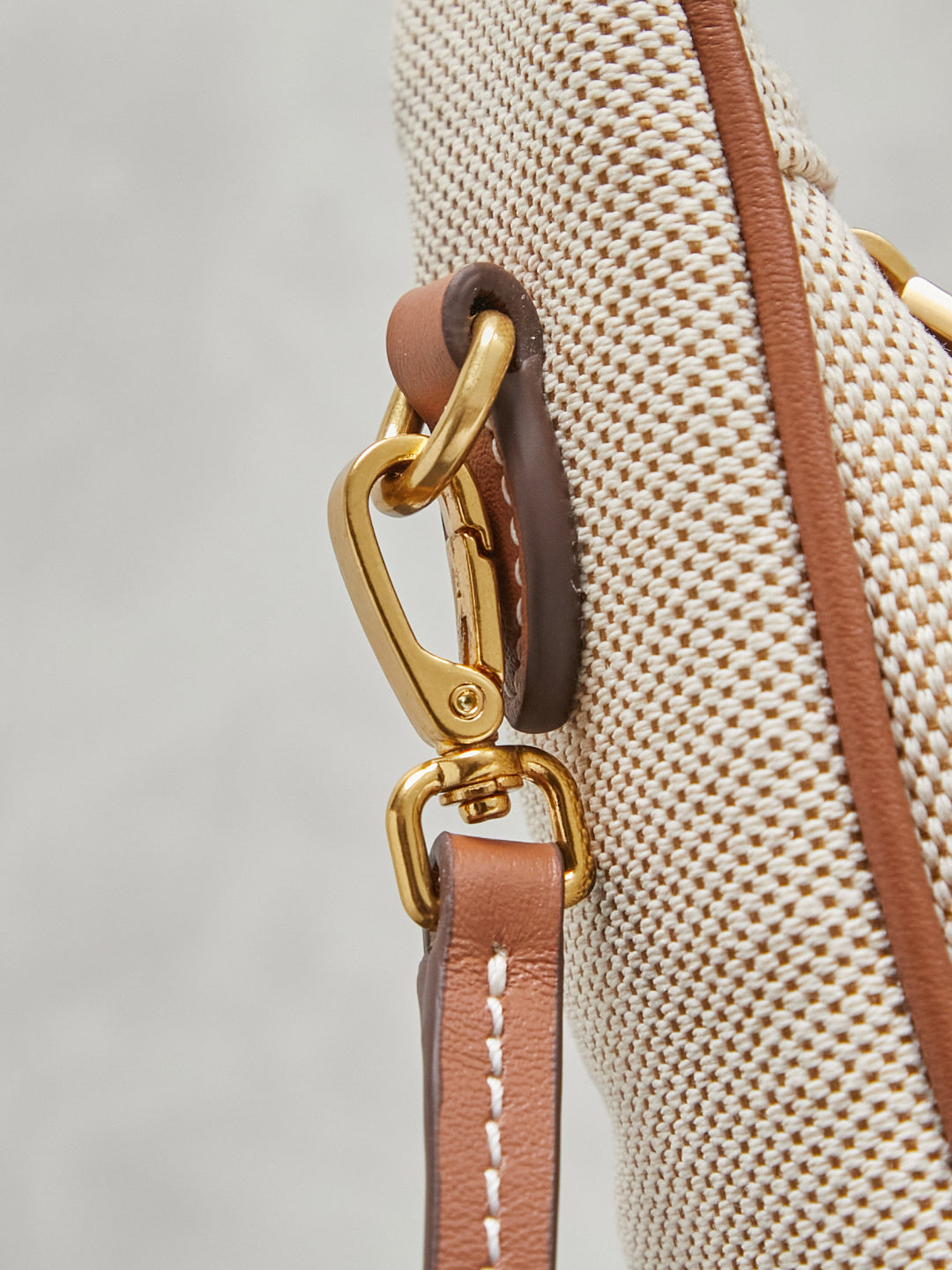 BAG-MIUMIU-LY-049
