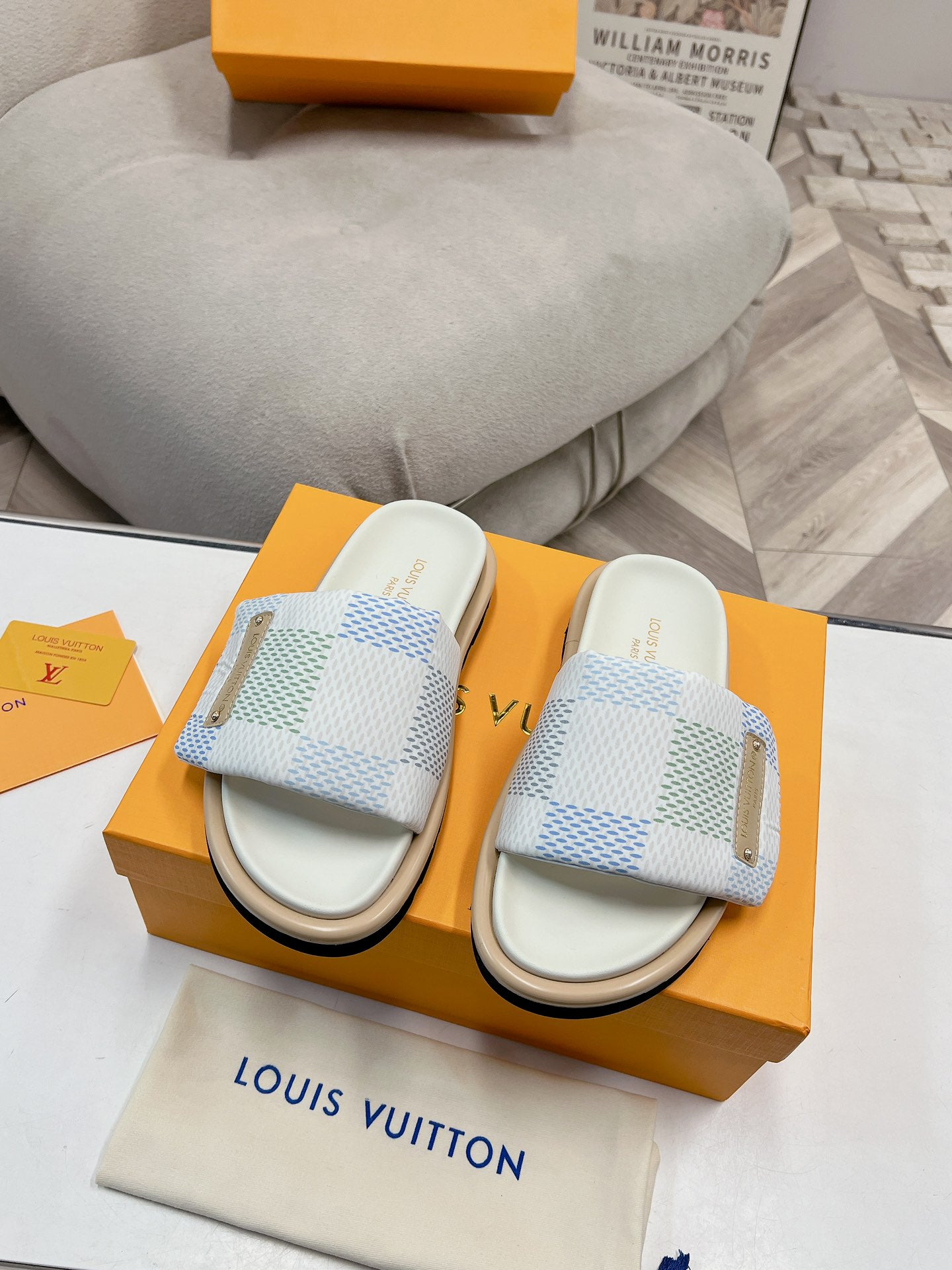 SHOES-LV-LY-608
