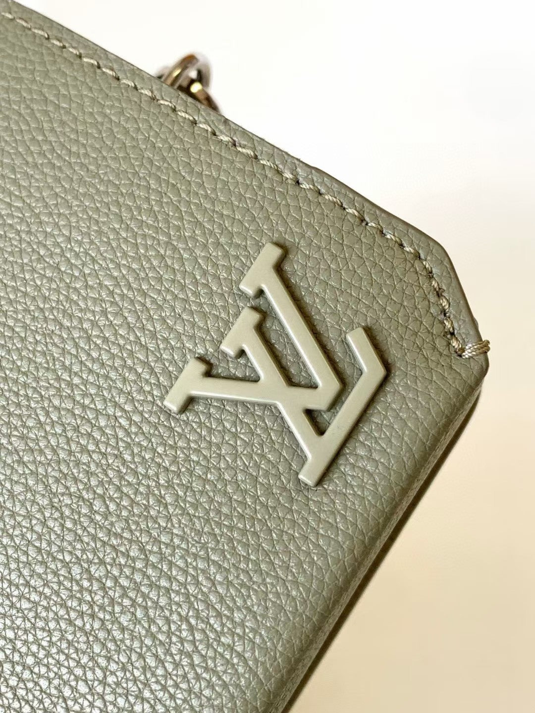 BAG-LV-W-NEW-906