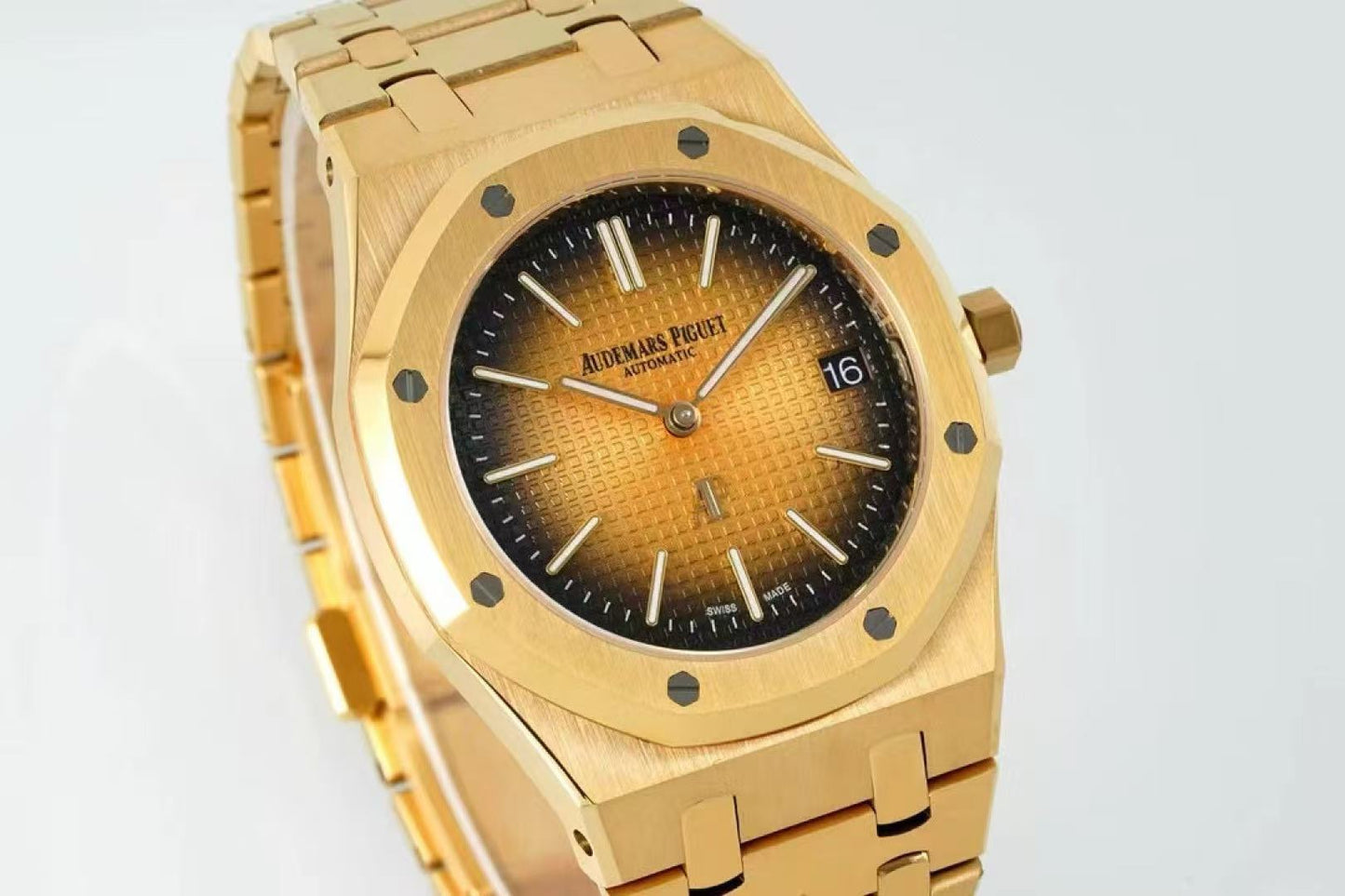 WATCH-AP-W-008