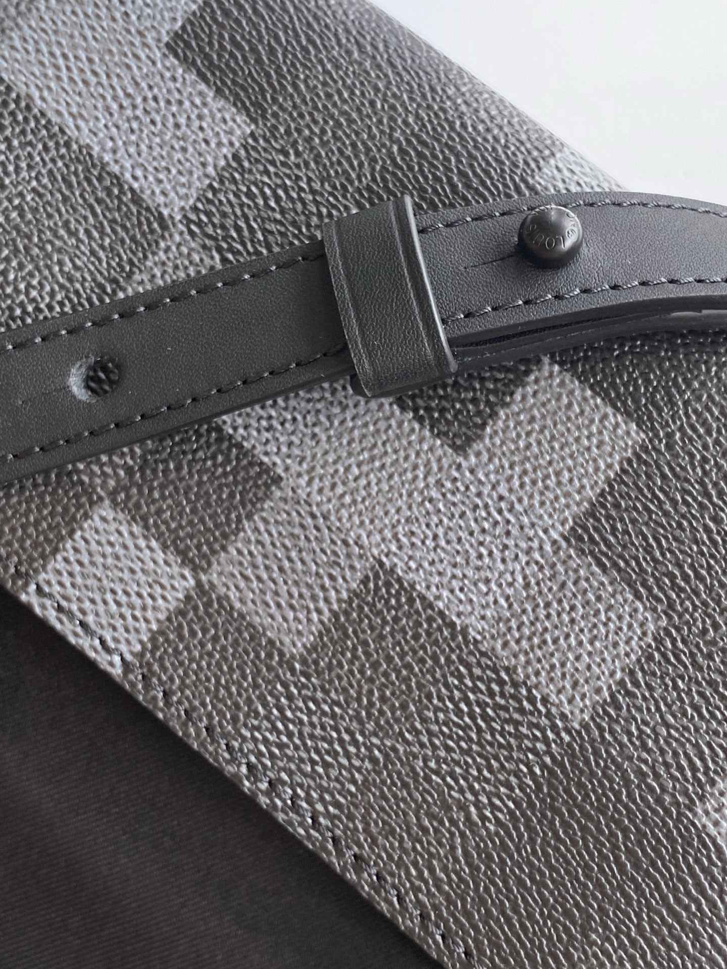 BAG-LV-W-NEW-1050