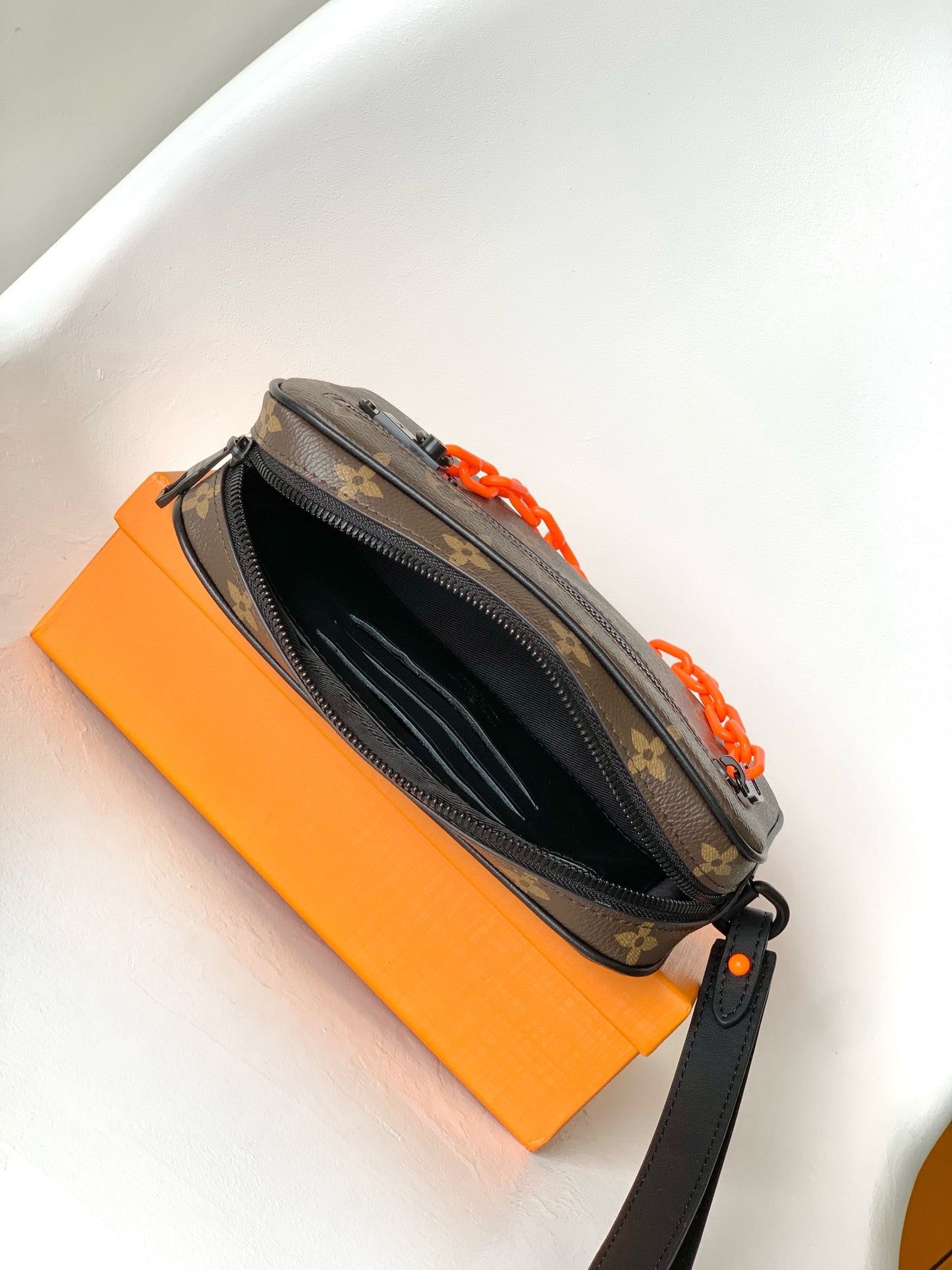 BAG-LV-W-NEW-1270