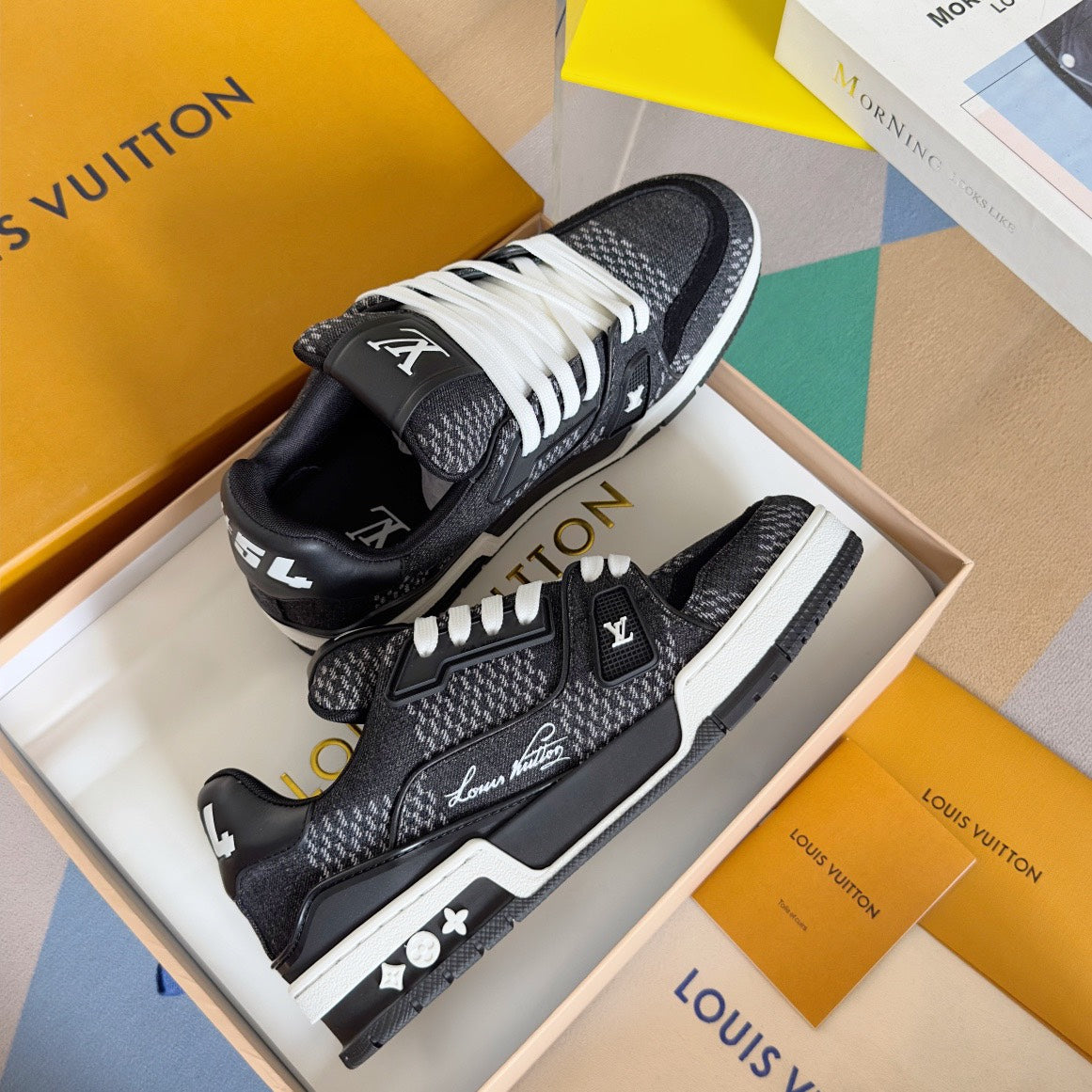 SHOES-LV-LY-006