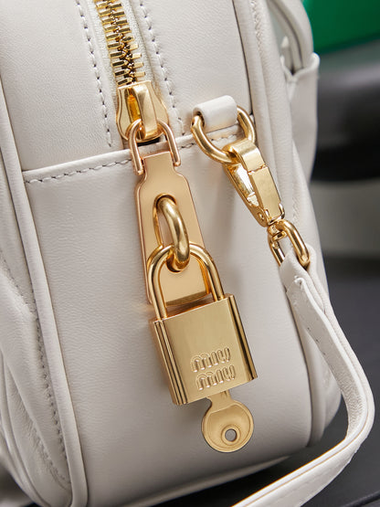 BAG-MIUMIU-LY-104