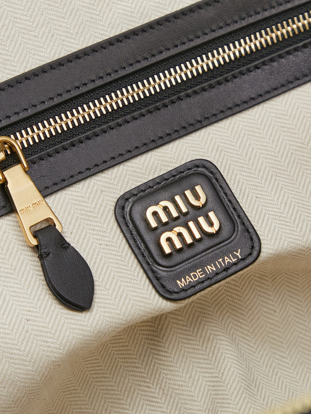 BAG-MIUMIU-LY-077