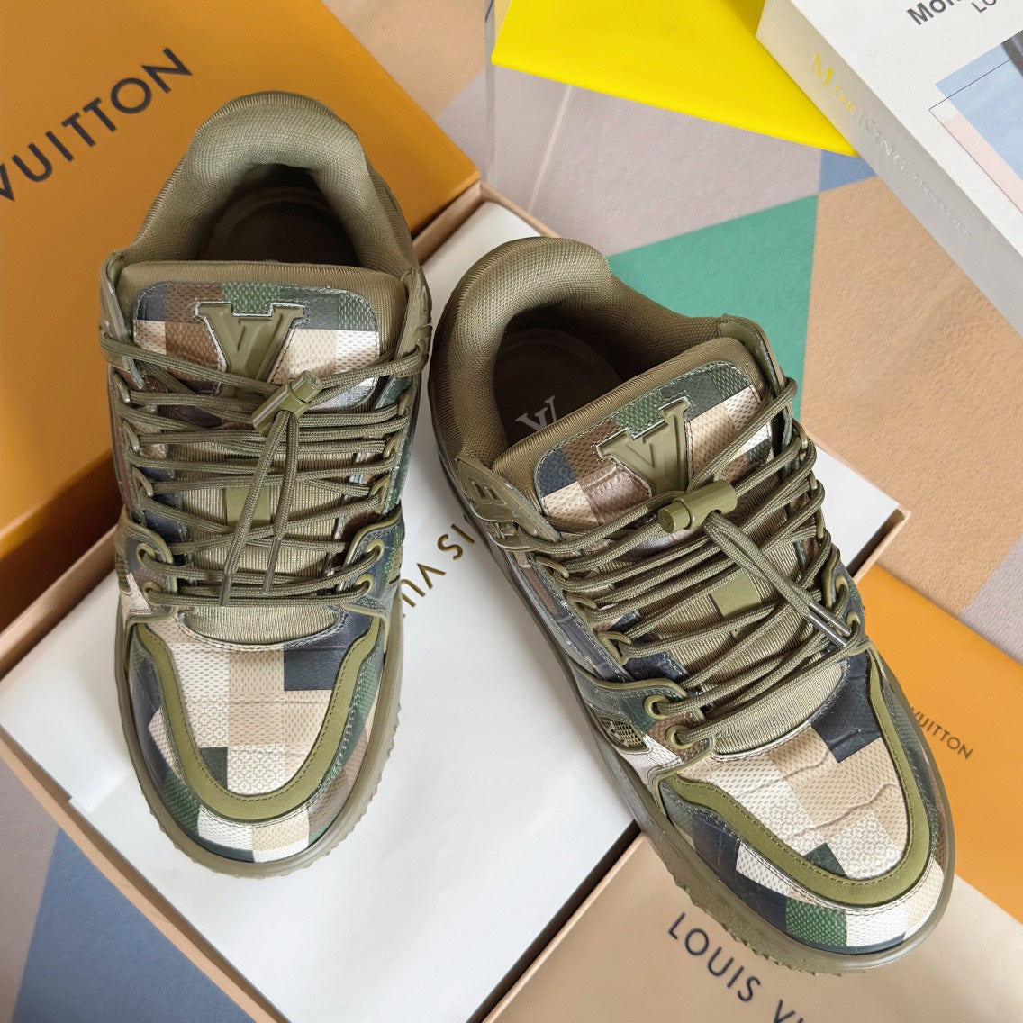 SHOES-LV-LY-230