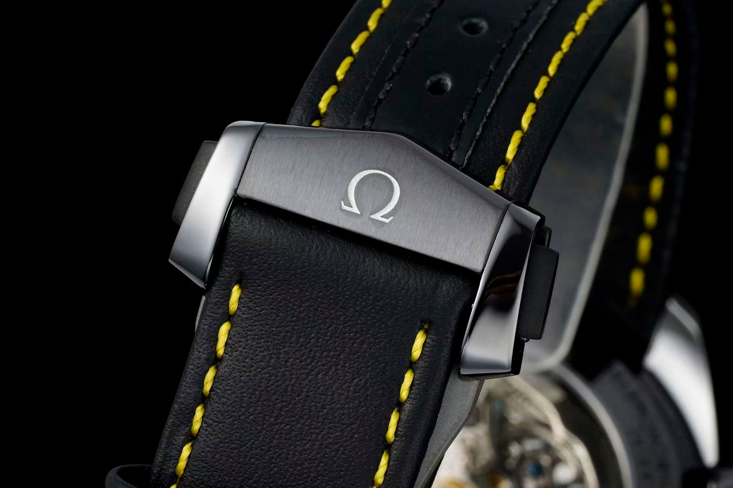 WATCH-OMG-W-002