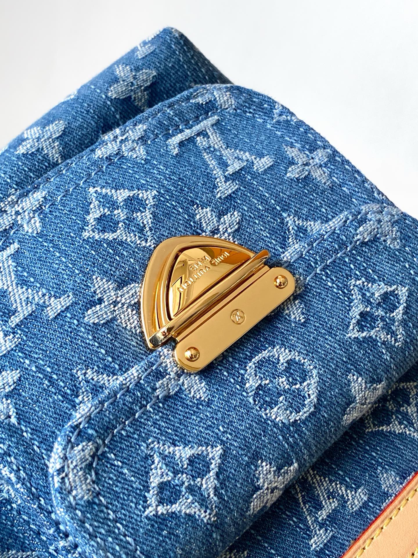 BAG-LV-W-NEW-009