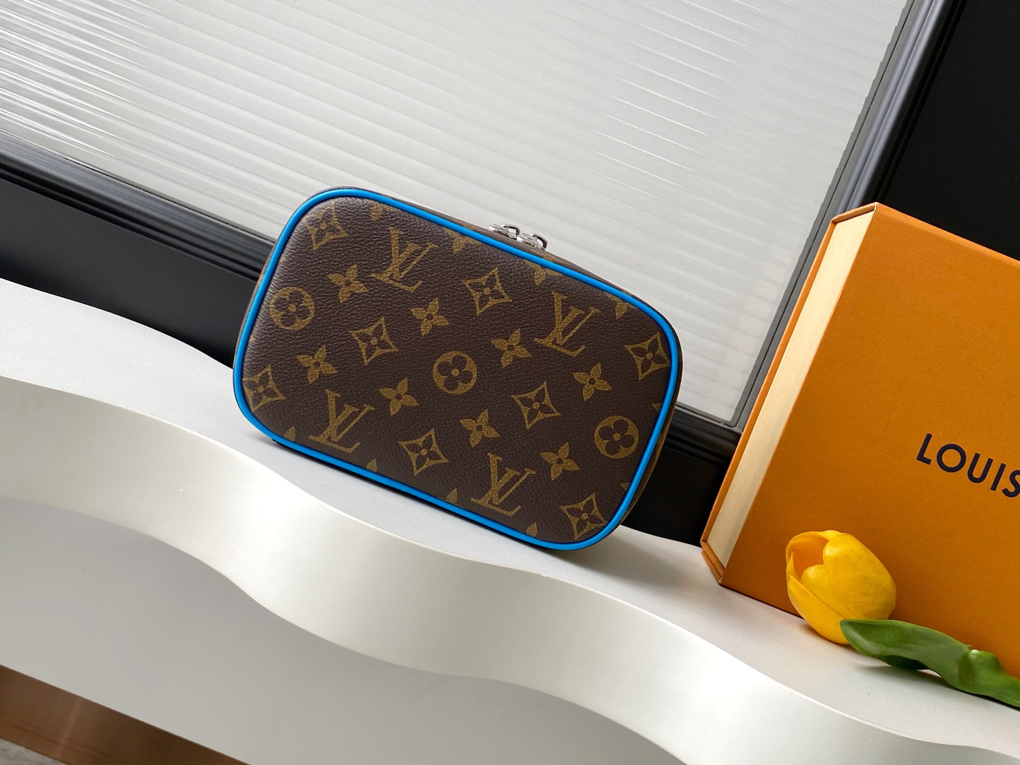 BAG-LV-W-NEW-870