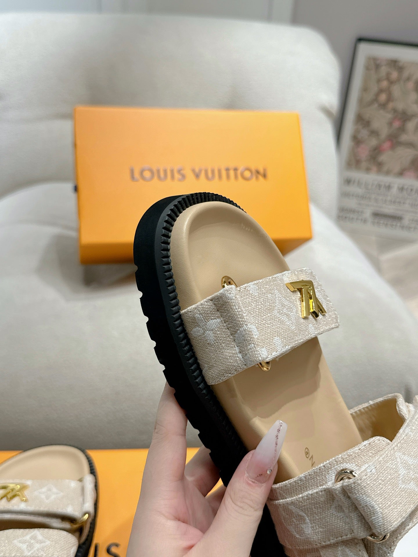 SHOES-LV-LY-027