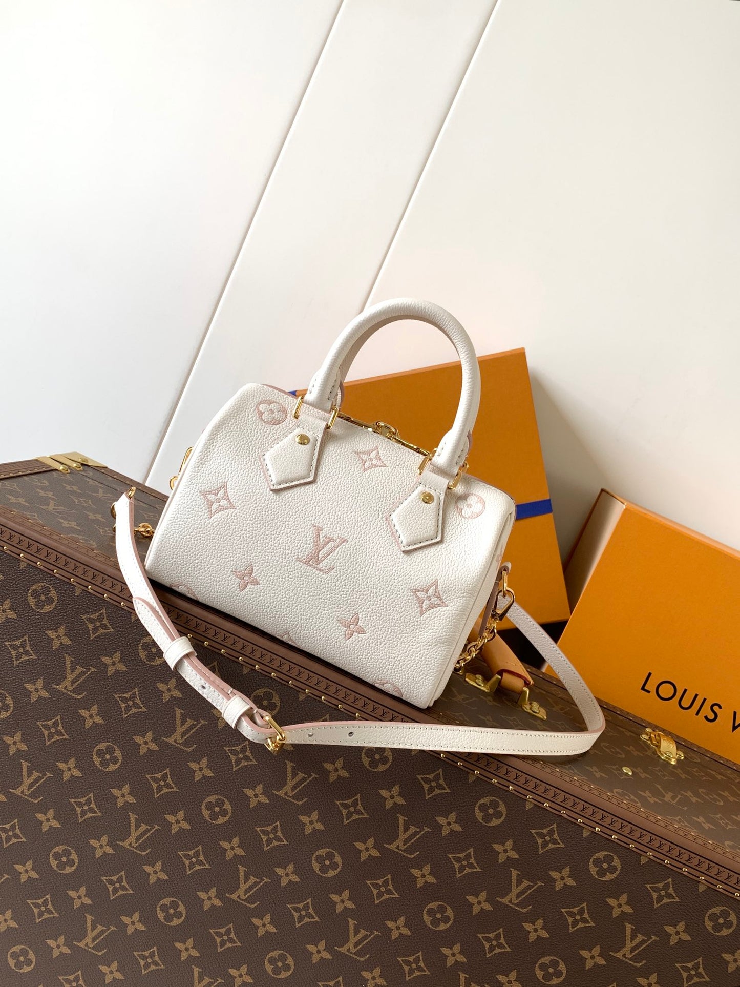 BAG-LV-W-NEW-711