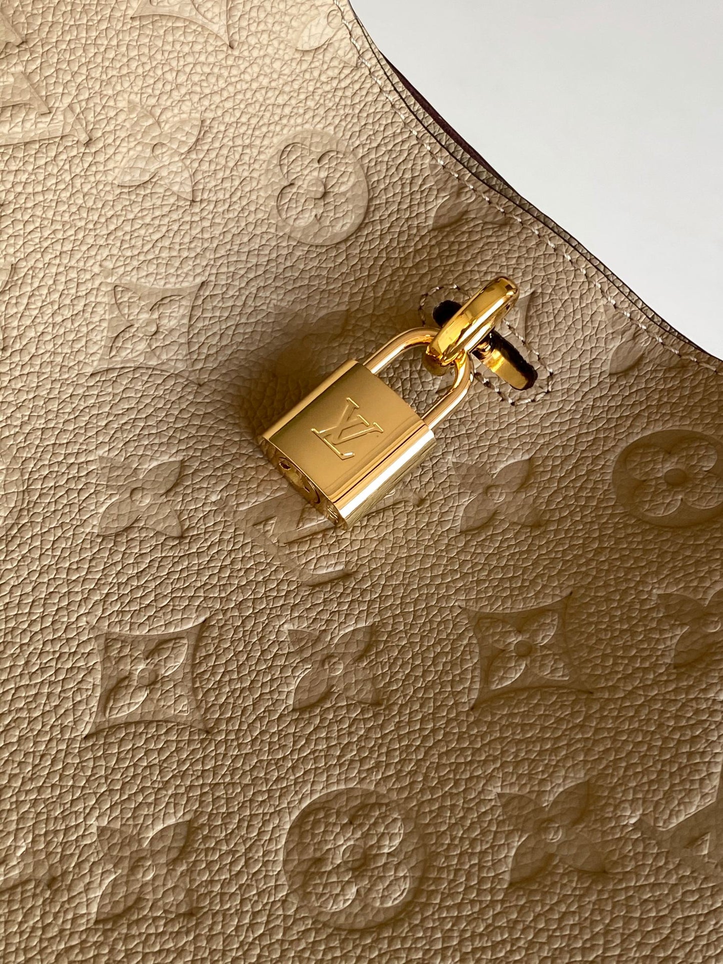 BAG-LV-W-NEW-933
