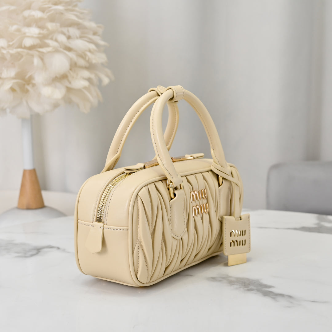 BAG-MIUMIU-LY-328