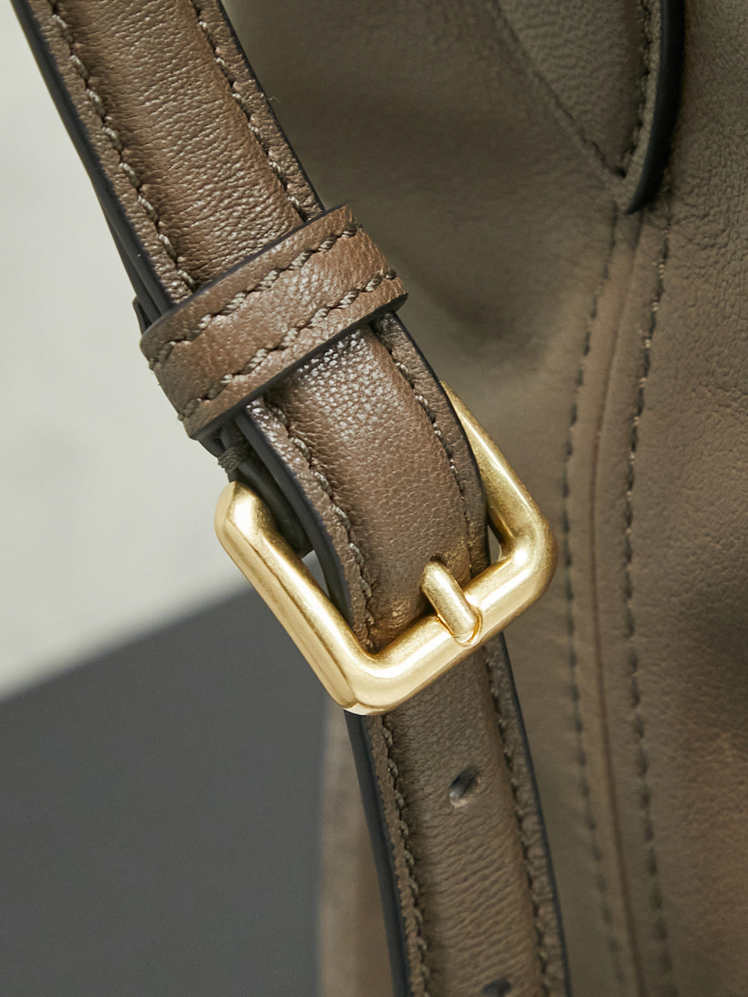 BAG-MIUMIU-LY-029