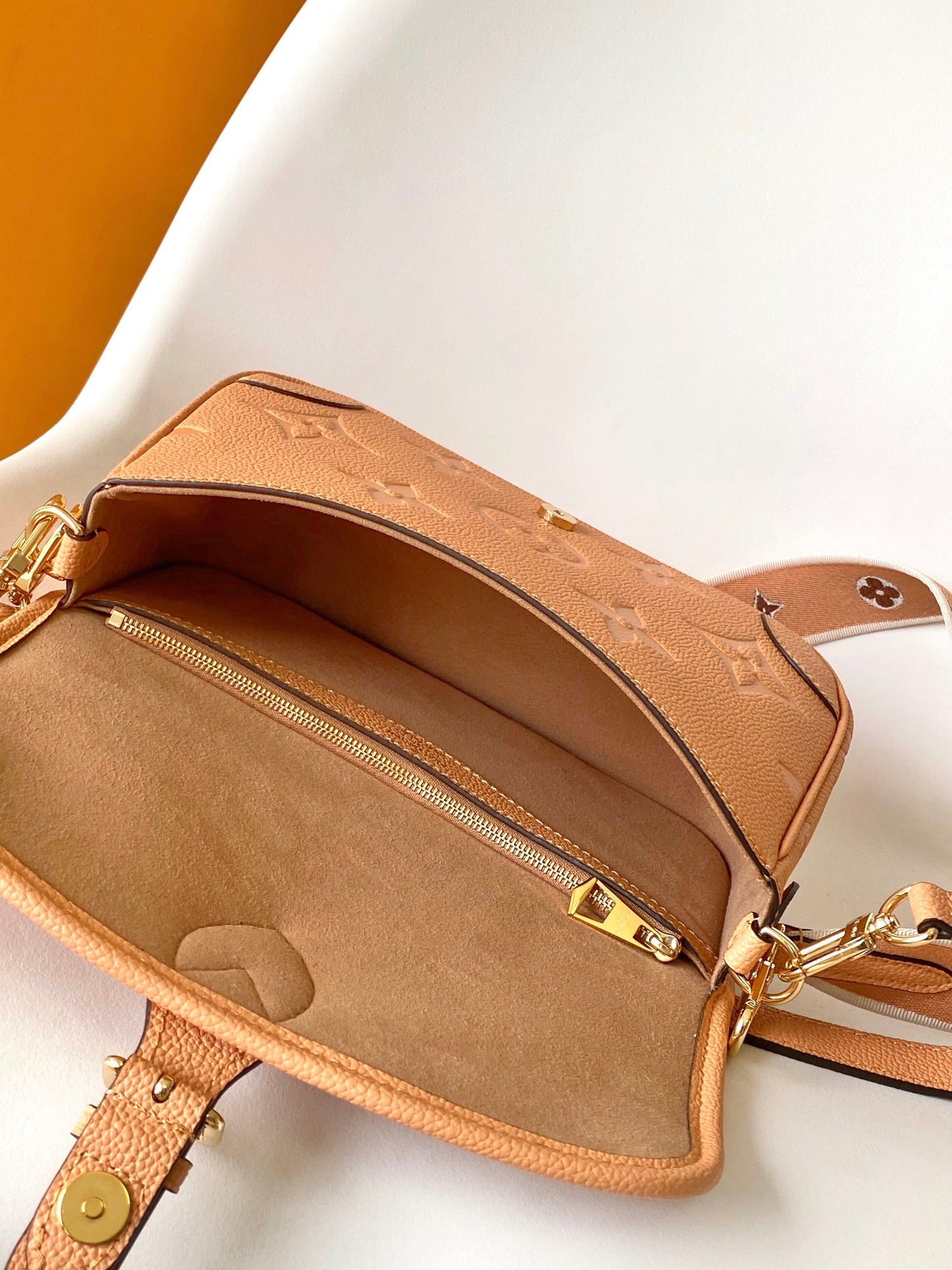 BAG-LV-W-NEW-1350