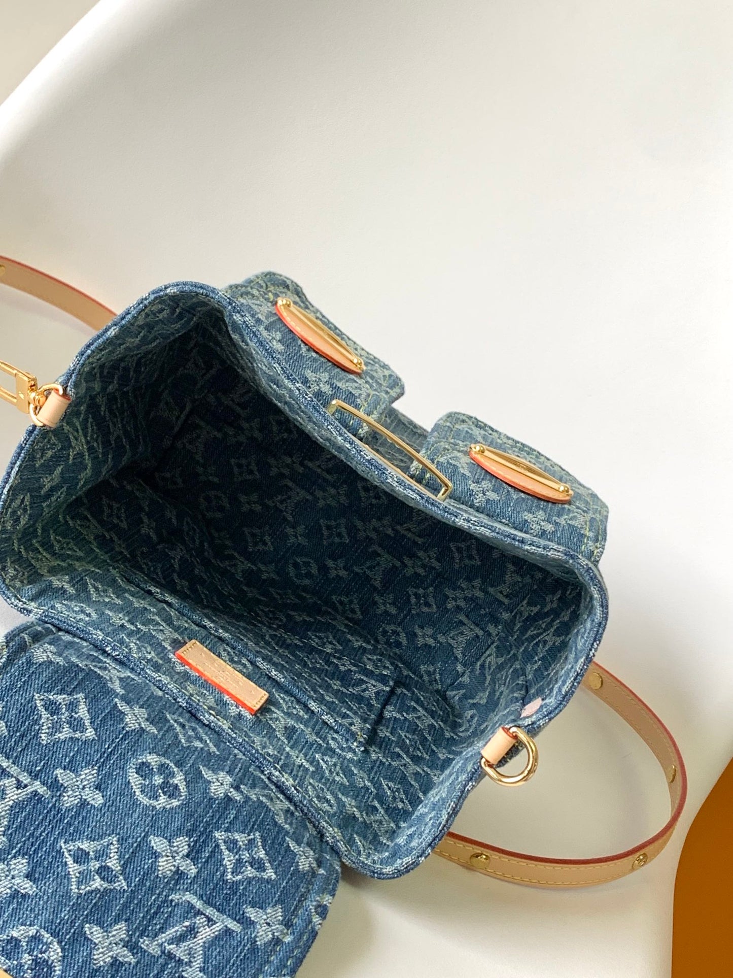 BAG-LV-W-NEW-526