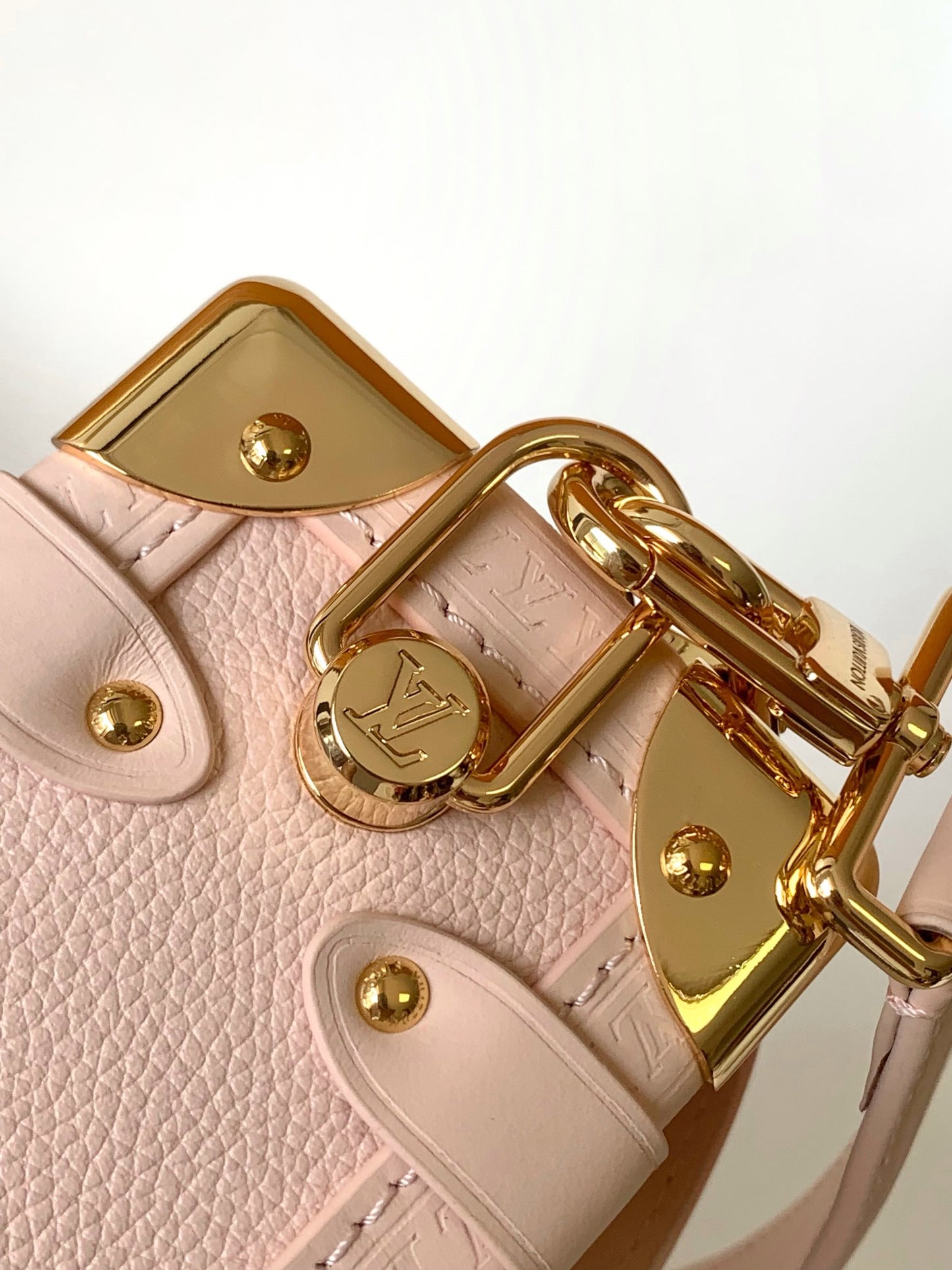 BAG-LV-W-NEW-541