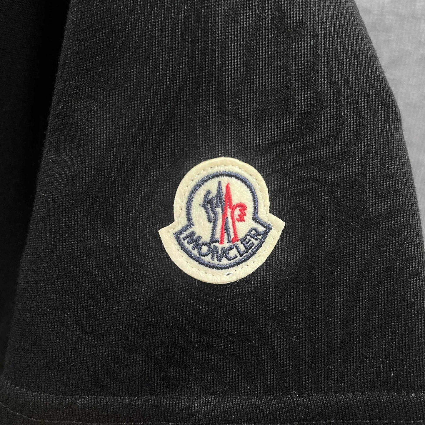 TS-MONCLER-NEW-129