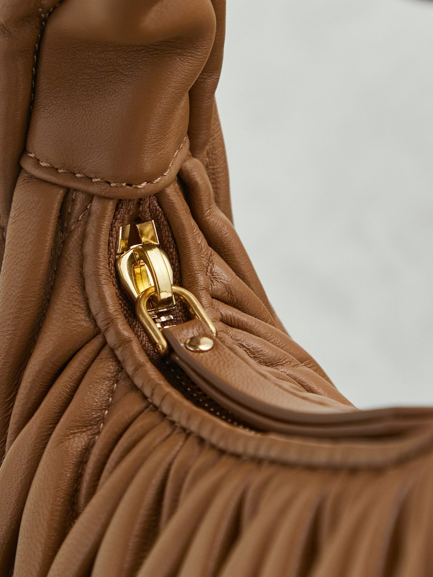 BAG-MIUMIU-LY-012