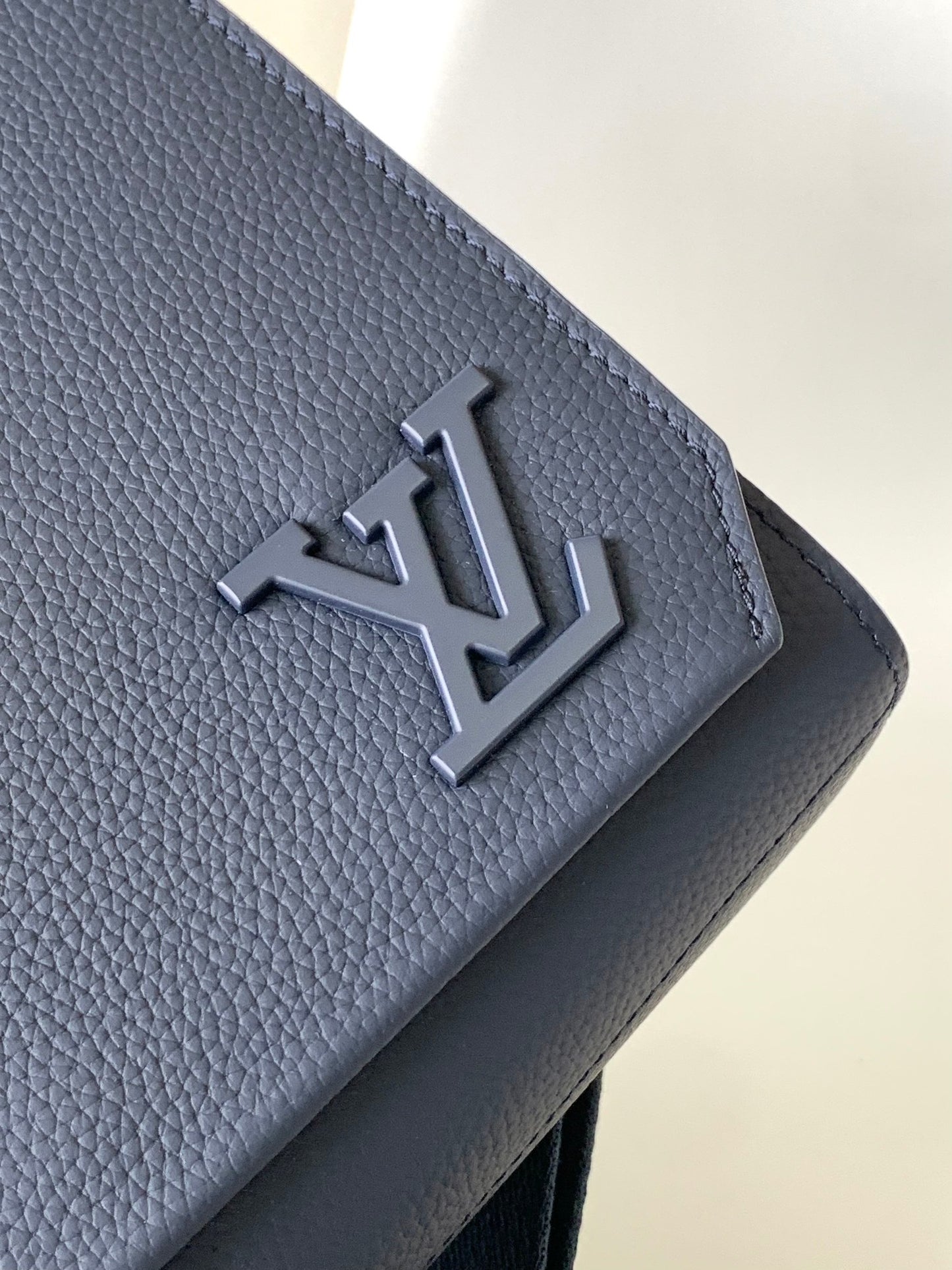 BAG-LV-W-NEW-903