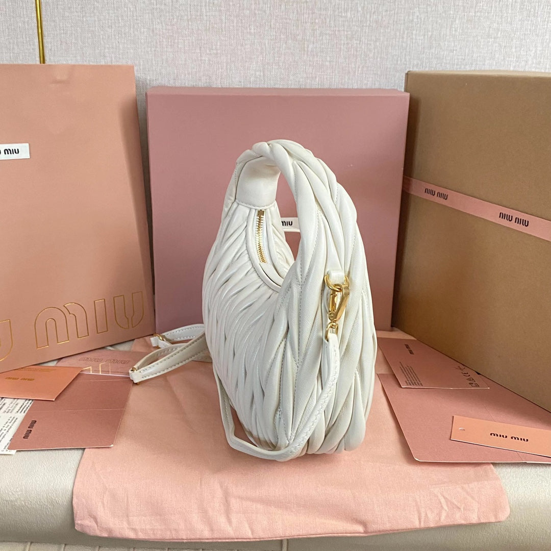 BAG-MIUMIU-LY-095