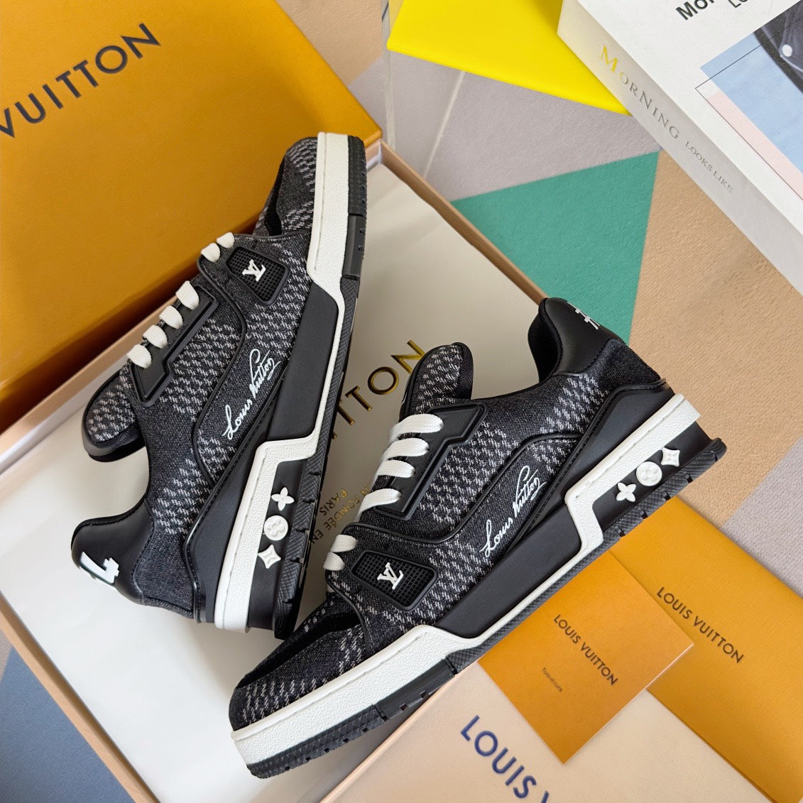 SHOES-LV-LY-006